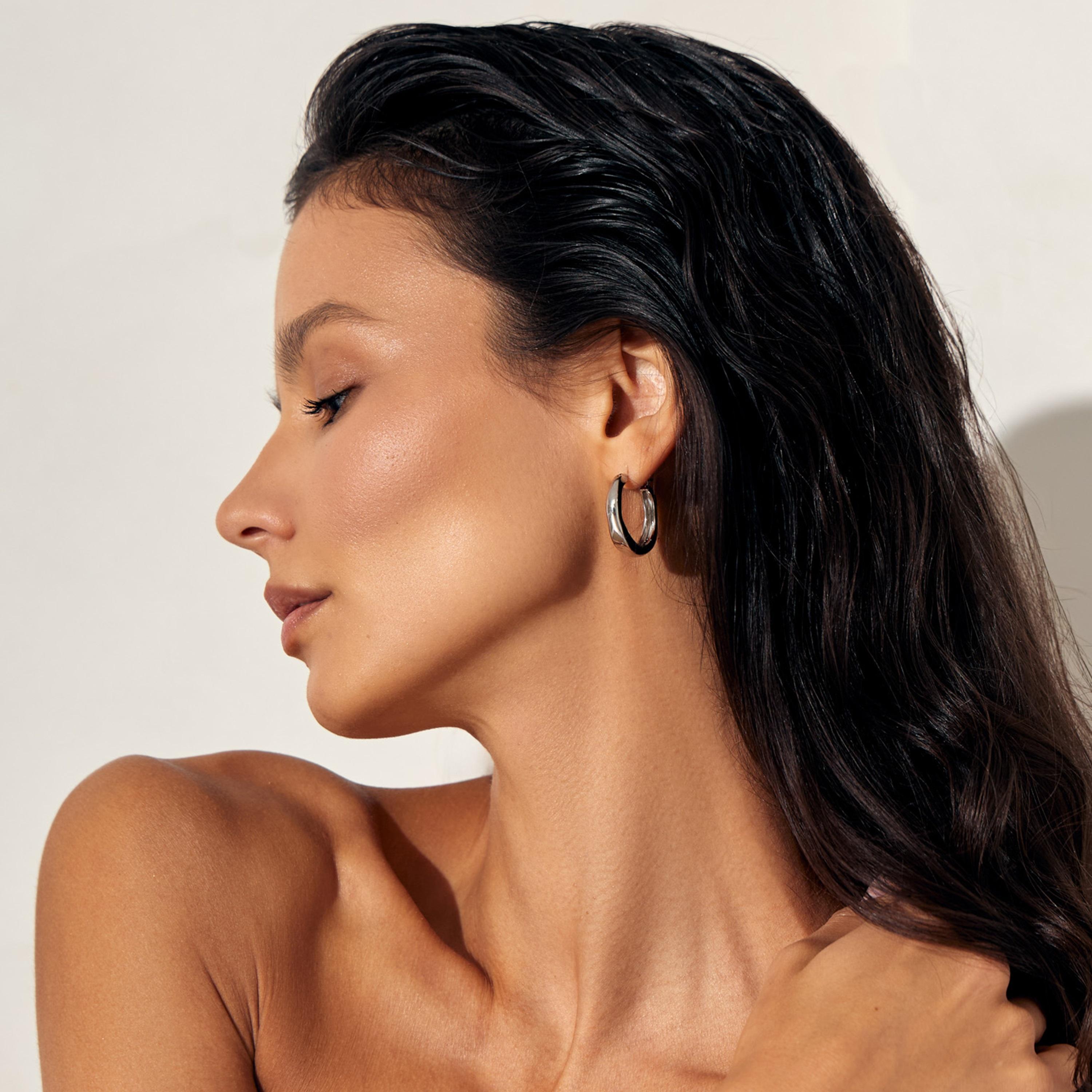 أقراط ليتشي فضية حلقية للنساء من سبيكة النحاس | ear0671-women-watchesandjewellery-jewellery-earrings-image-1