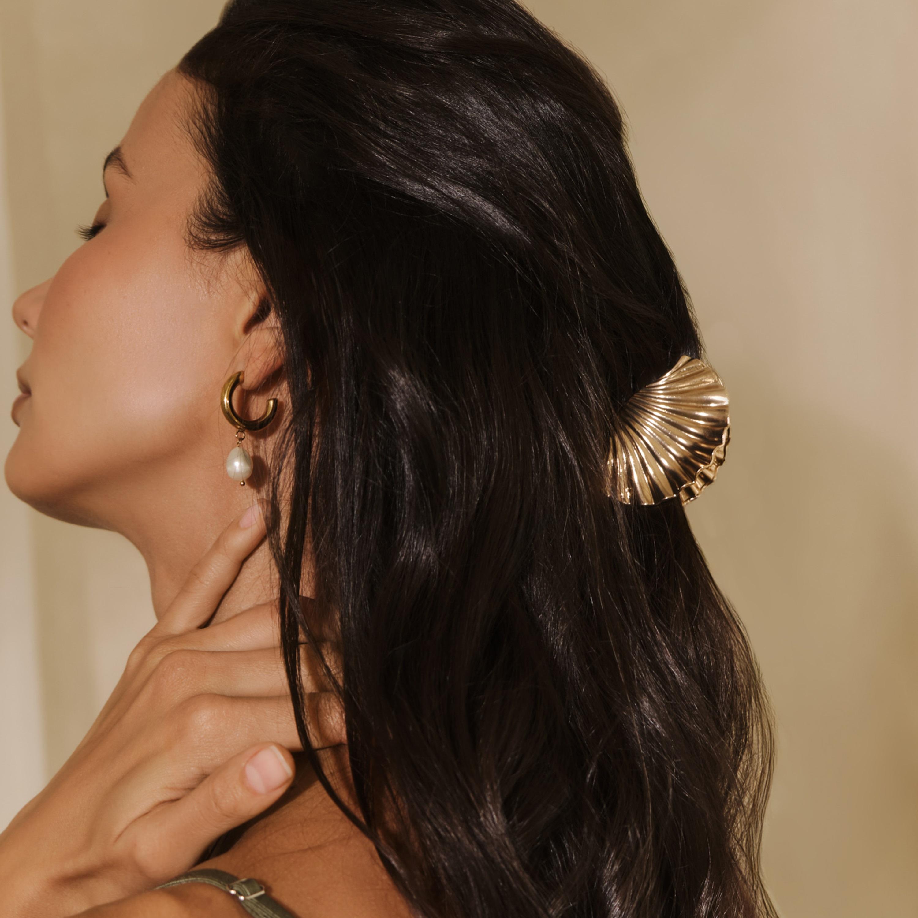 أقراط ليتشي ذهبية حلقية للنساء من الستانلس ستيل | ear0678-women-watchesandjewellery-jewellery-earrings-image-4