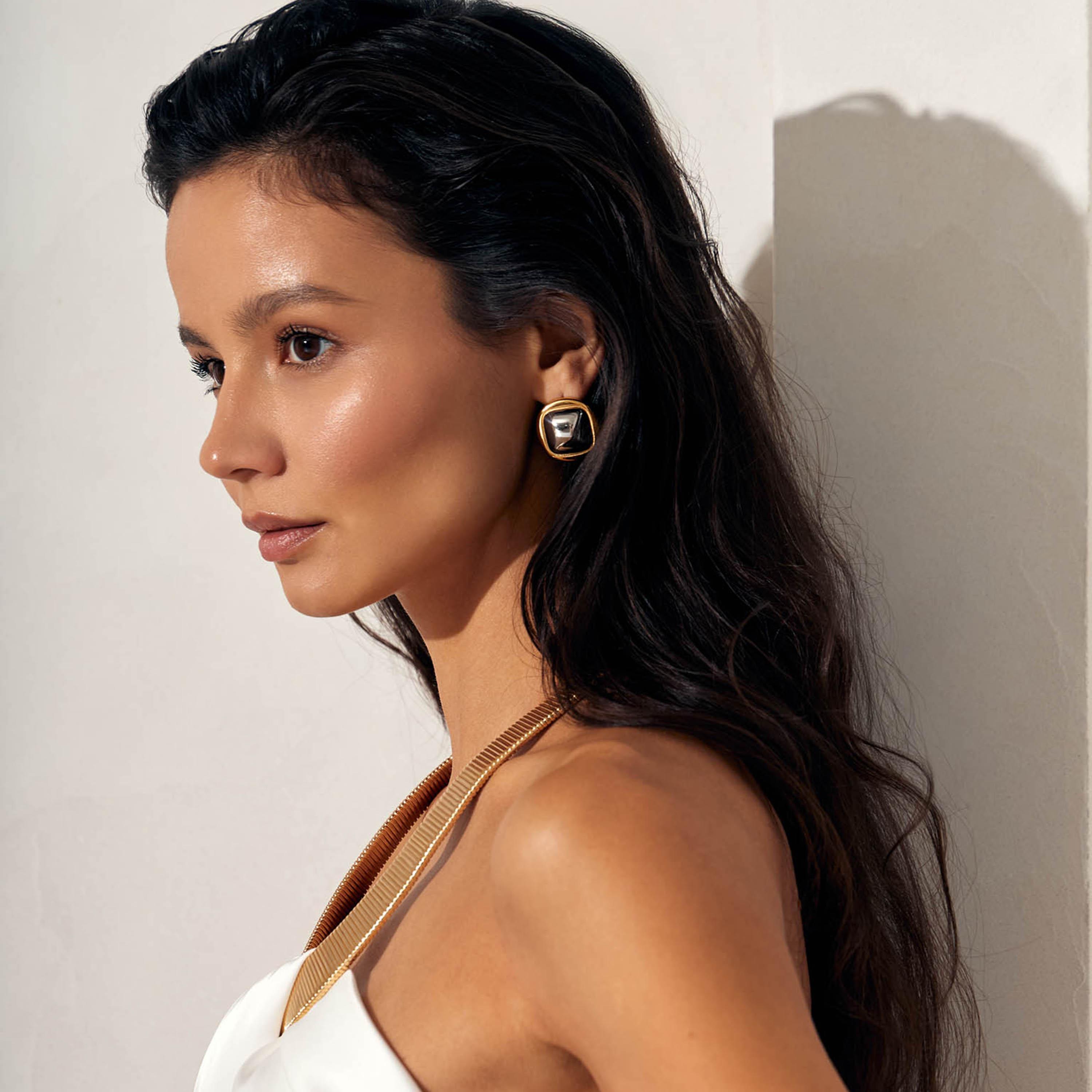 أقراط ليتشي ذهبية صغيرة للنساء من الستانلس ستيل | ear0683-women-watchesandjewellery-jewellery-earrings-image-4