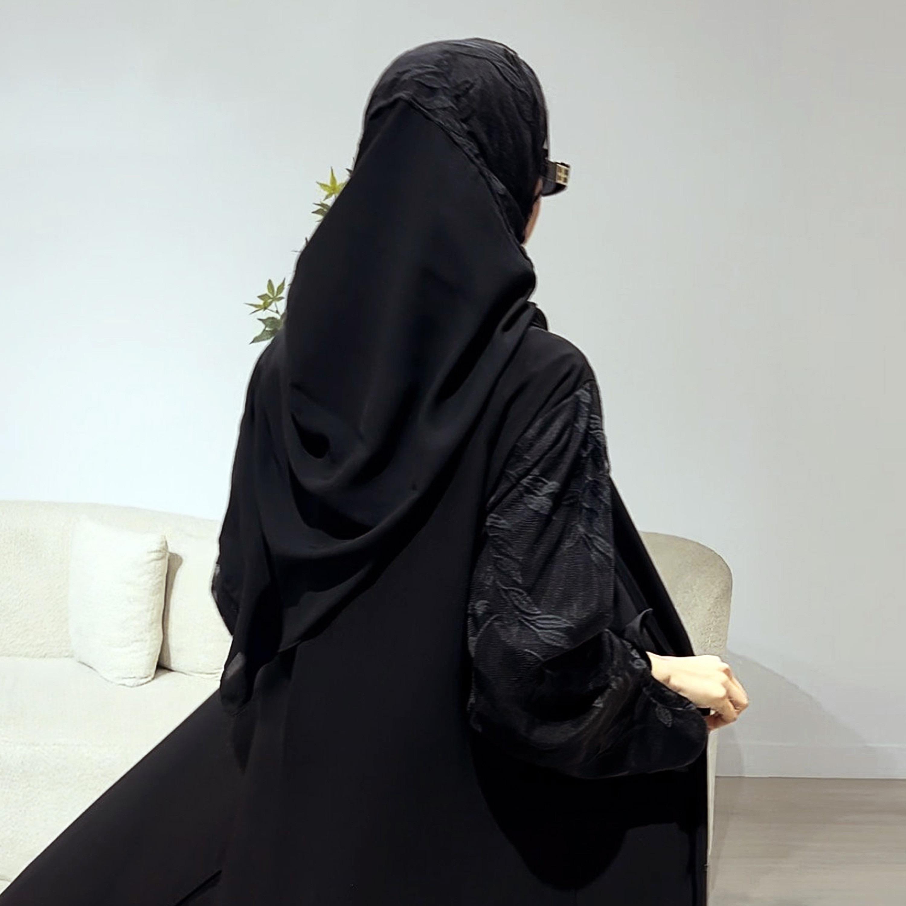 Lusin Abaya Black Slit Sleeves Leaf Embroidered Royal Crepe Women's Abaya with Hijab-women-arabicclothing-abayas-image-7