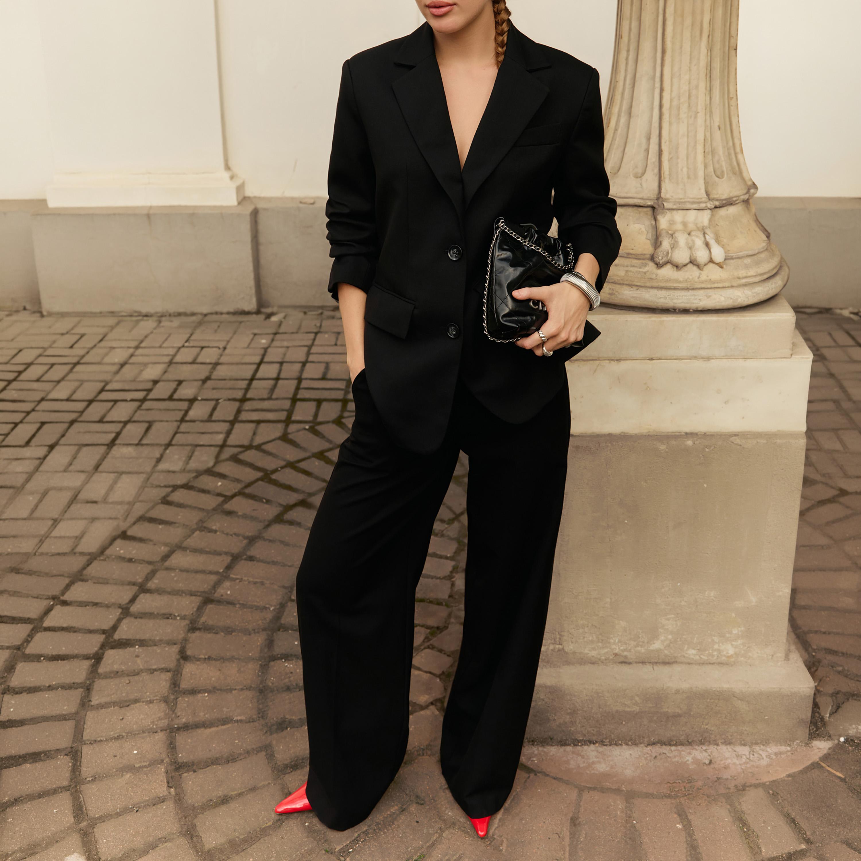 بليزر بصف أزرار واحد وبياقة لايبيل للنساء من ليتشي-women-clothing-coatsandjackets-blazers-image-4