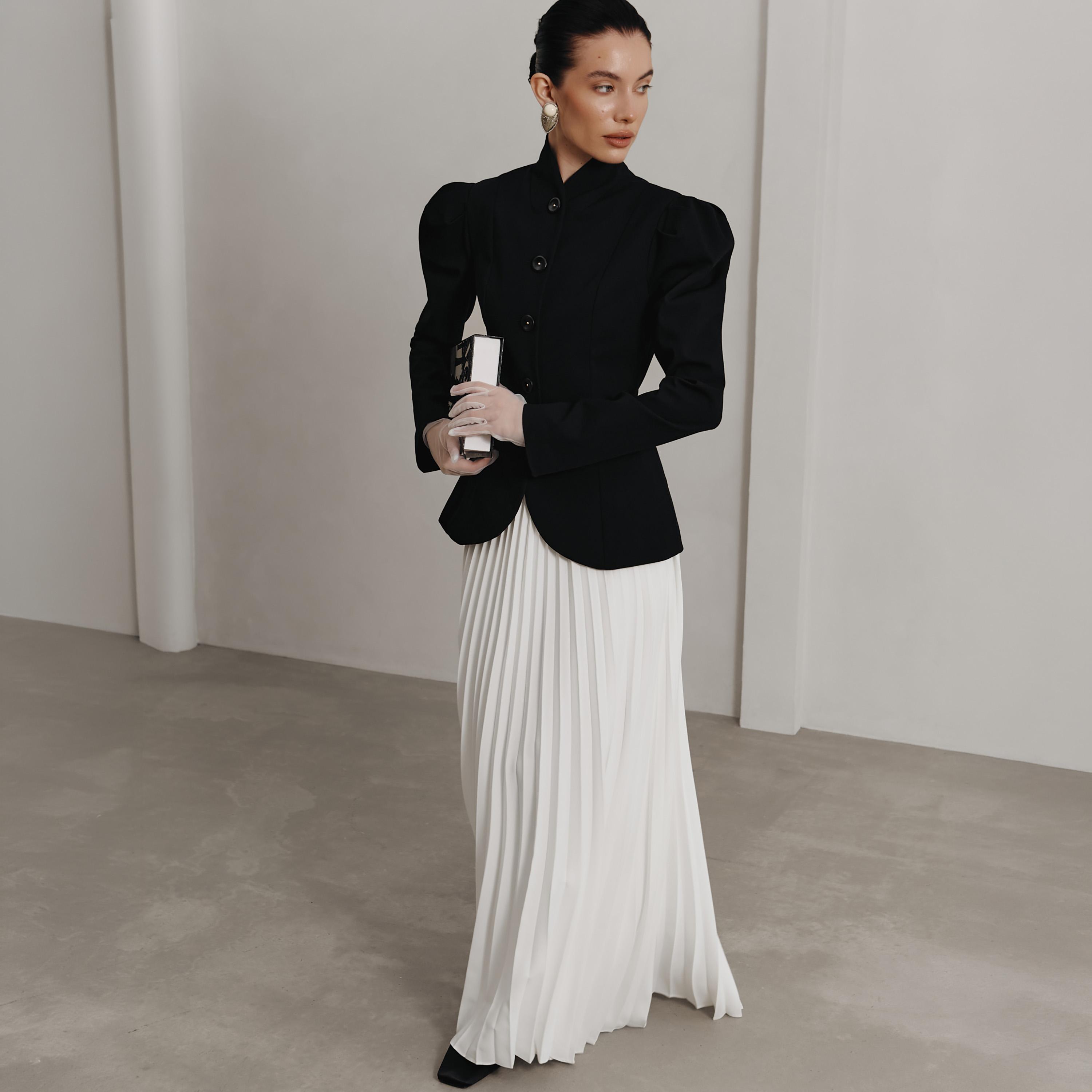 بليزر ستان بصف أزرار واحد وبياقة واقفة للنساء من ليتشي-women-clothing-coatsandjackets-blazers-image-2