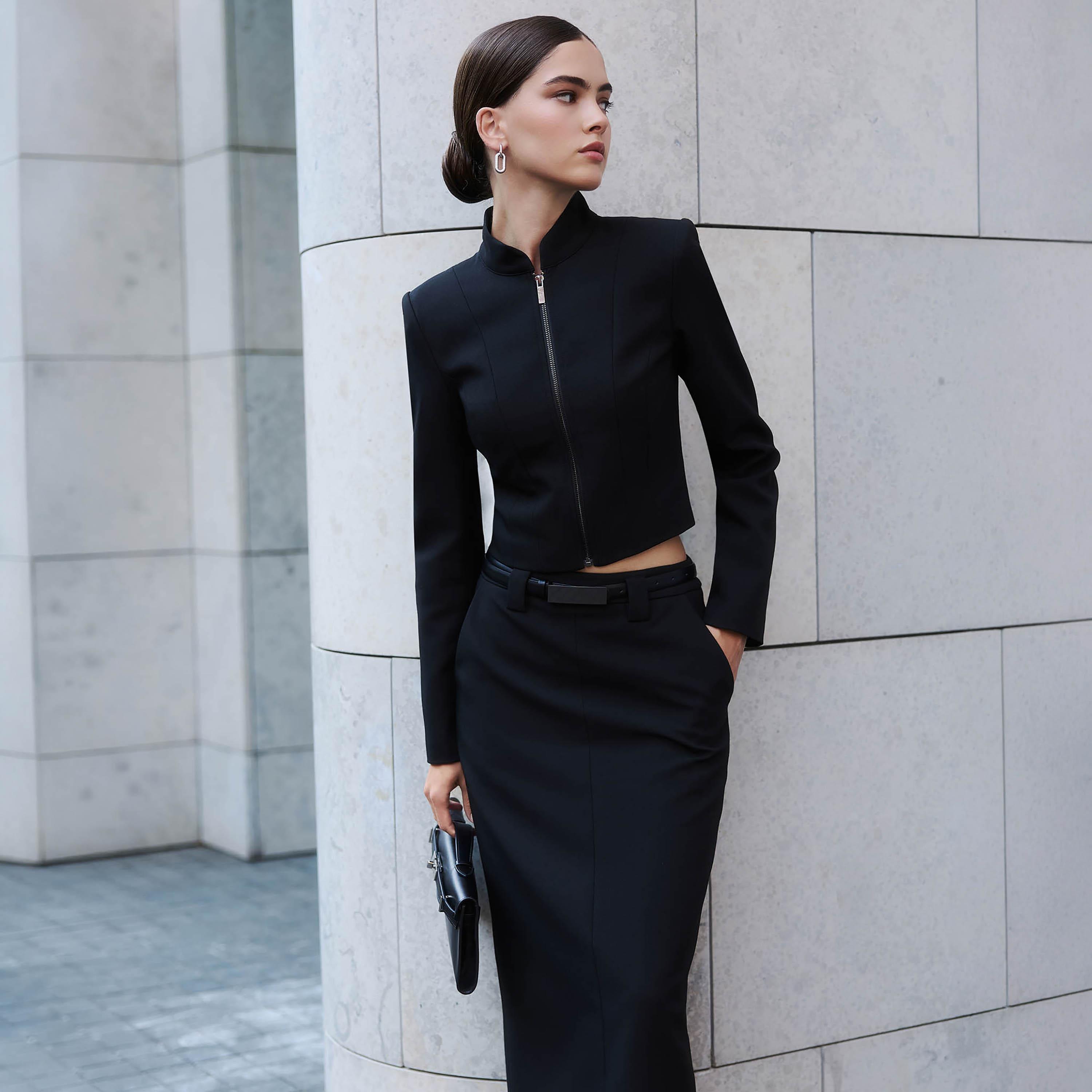 جاكيت نسائي بياقة عالية باللون الأسود من ليتشي-women-winterwear-coatsandjackets-jackets-image-1