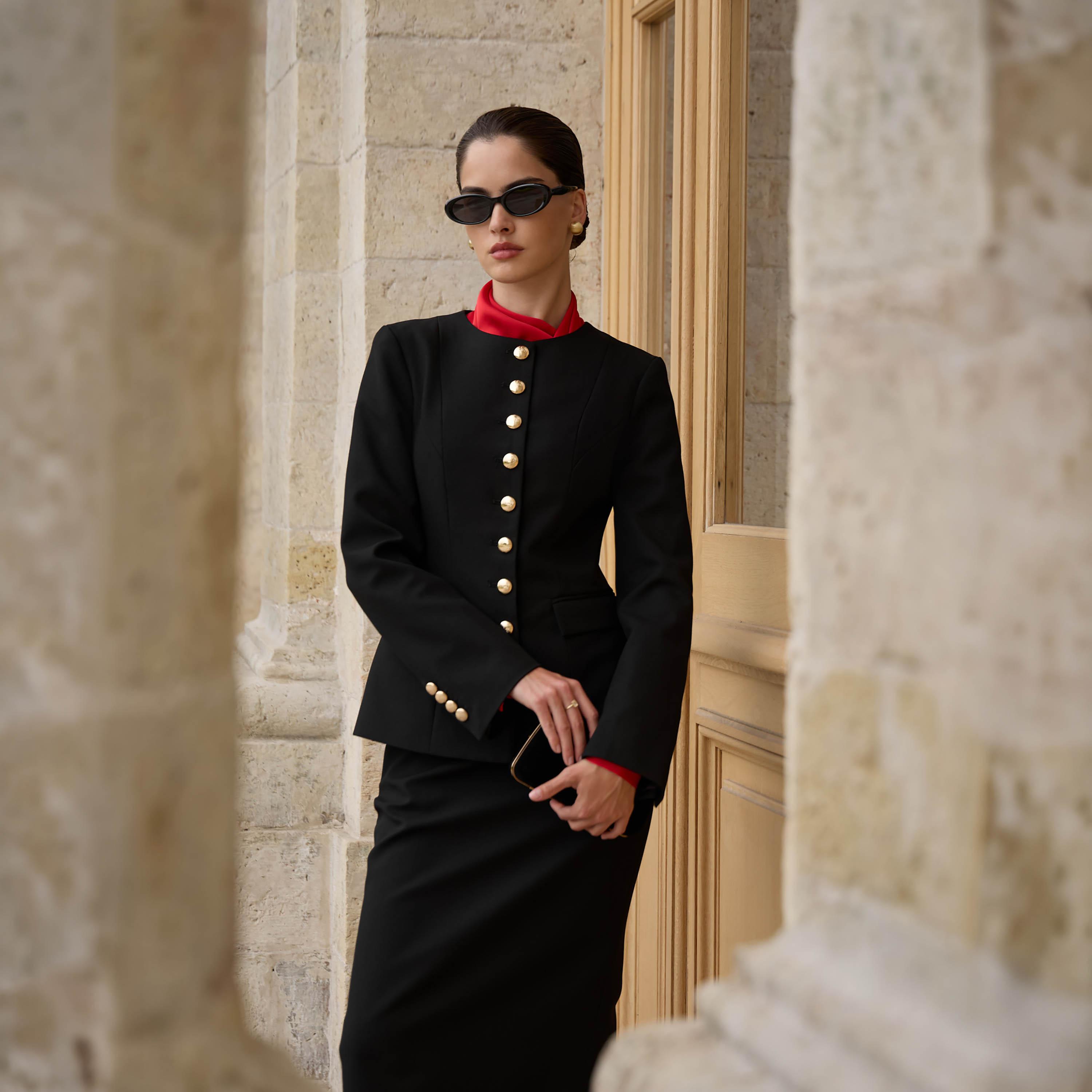 بلازر نسائي باللون الأسود من ليتشي-women-clothing-coatsandjackets-blazers-image-1