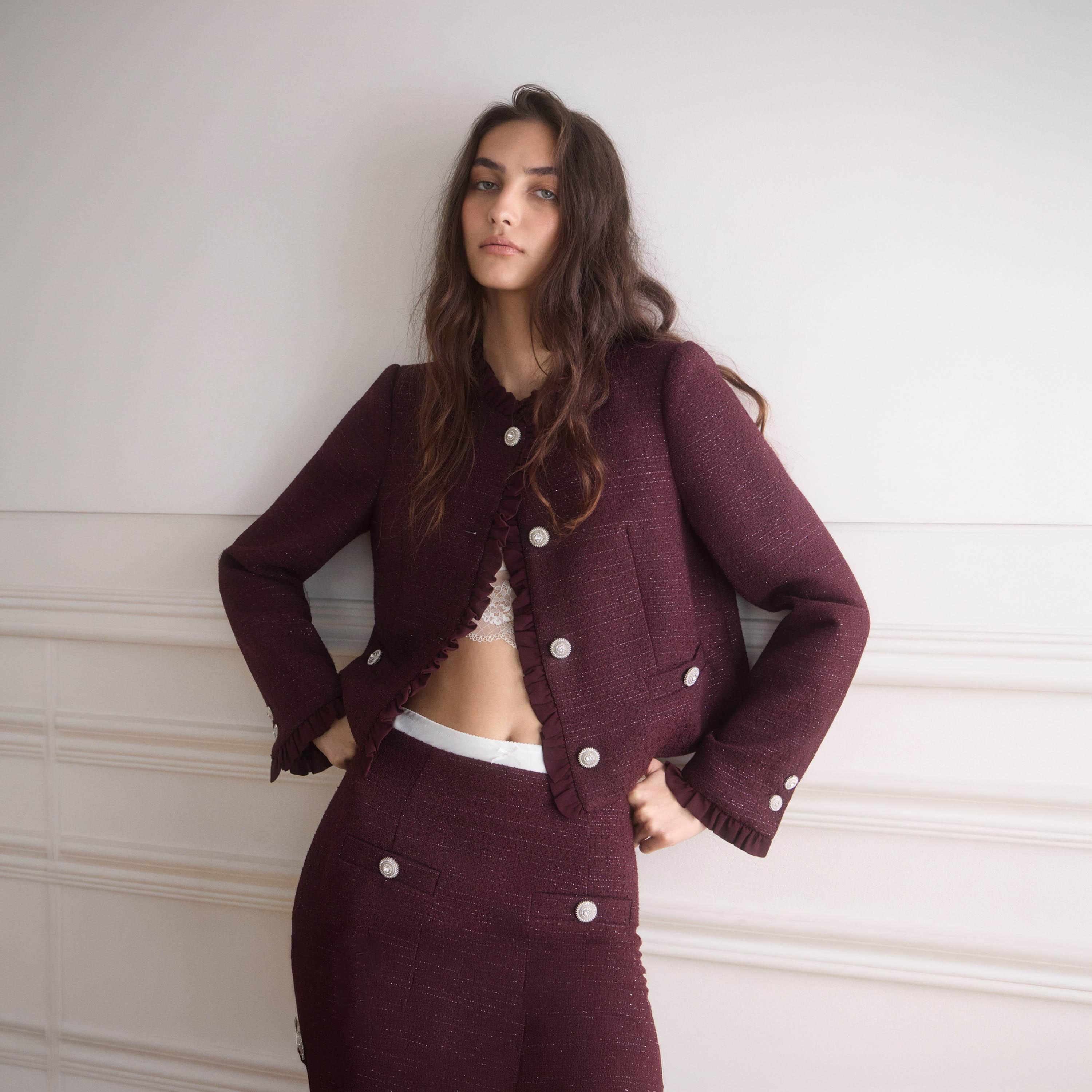 جاكيت حريمي من قماش التويد بياقة مكشكشة من ليتشي-women-winterwear-coatsandjackets-jackets-image-1