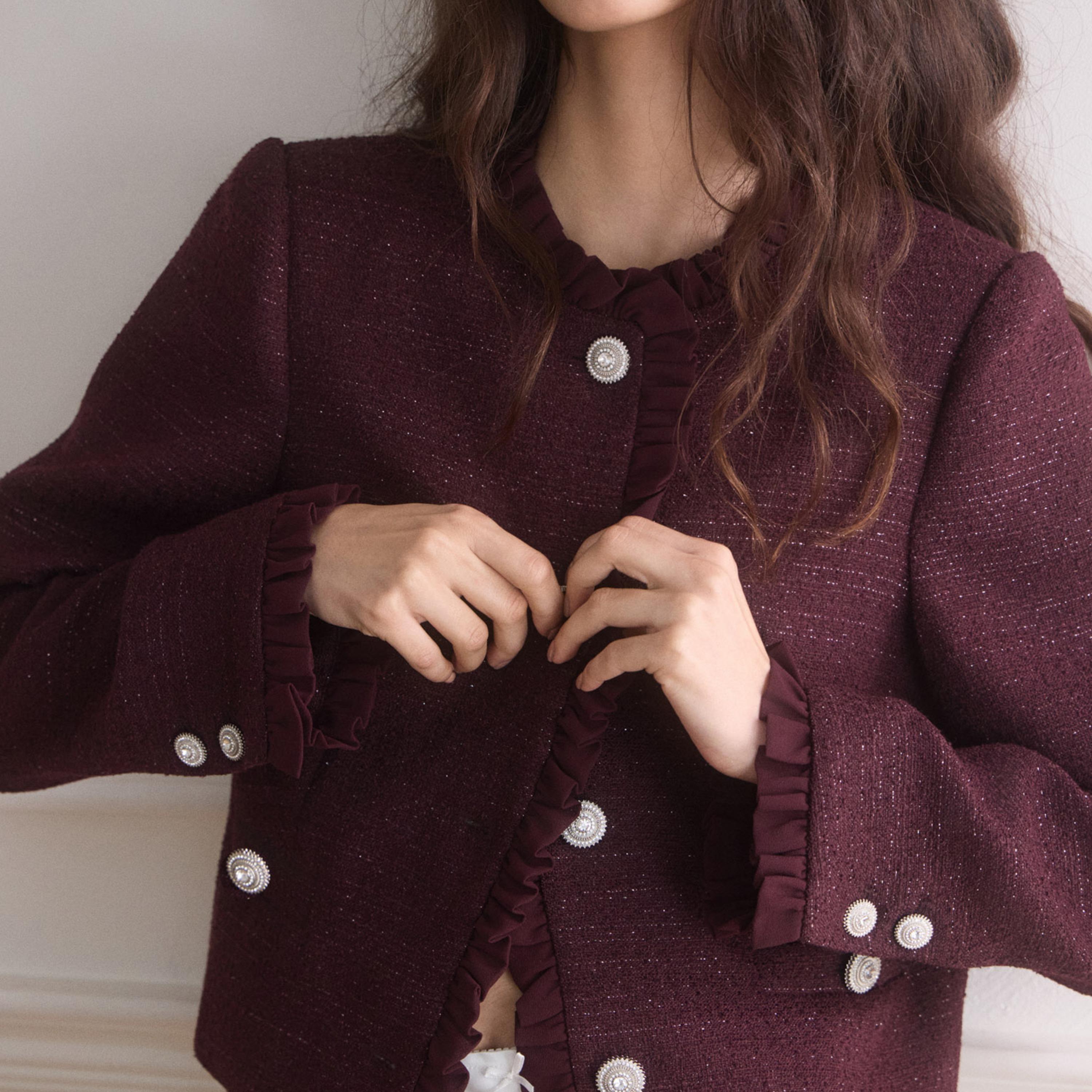جاكيت حريمي من قماش التويد بياقة مكشكشة من ليتشي-women-winterwear-coatsandjackets-jackets-image-4