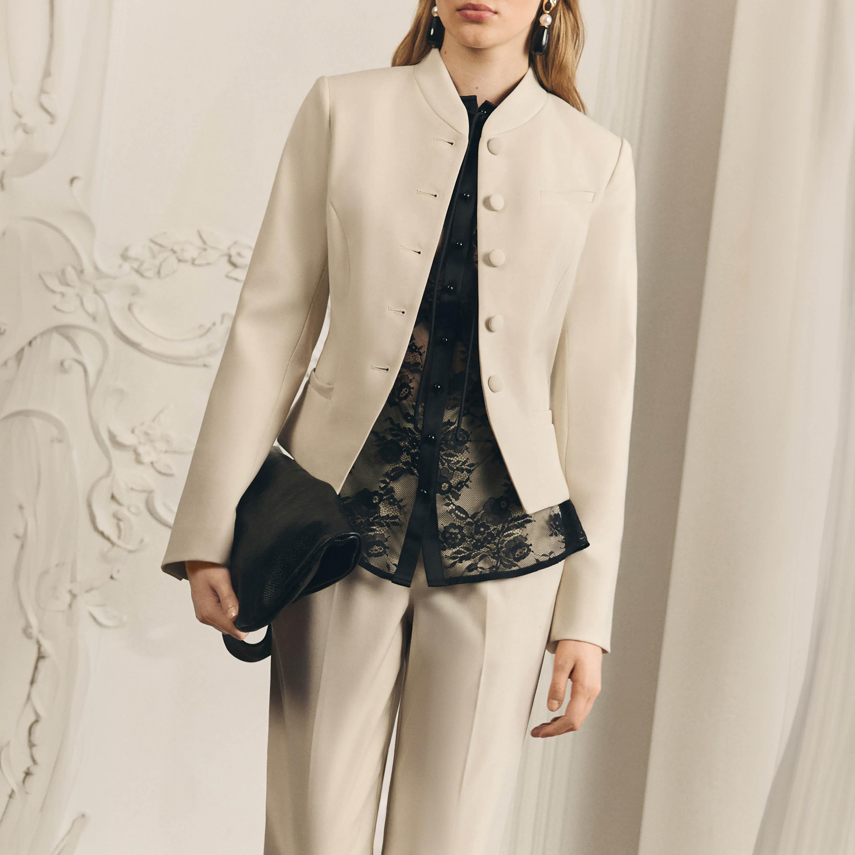 بلازر نسائي بياقة ماندارين باللون البيج من ليتشي-women-clothing-coatsandjackets-blazers-image-4