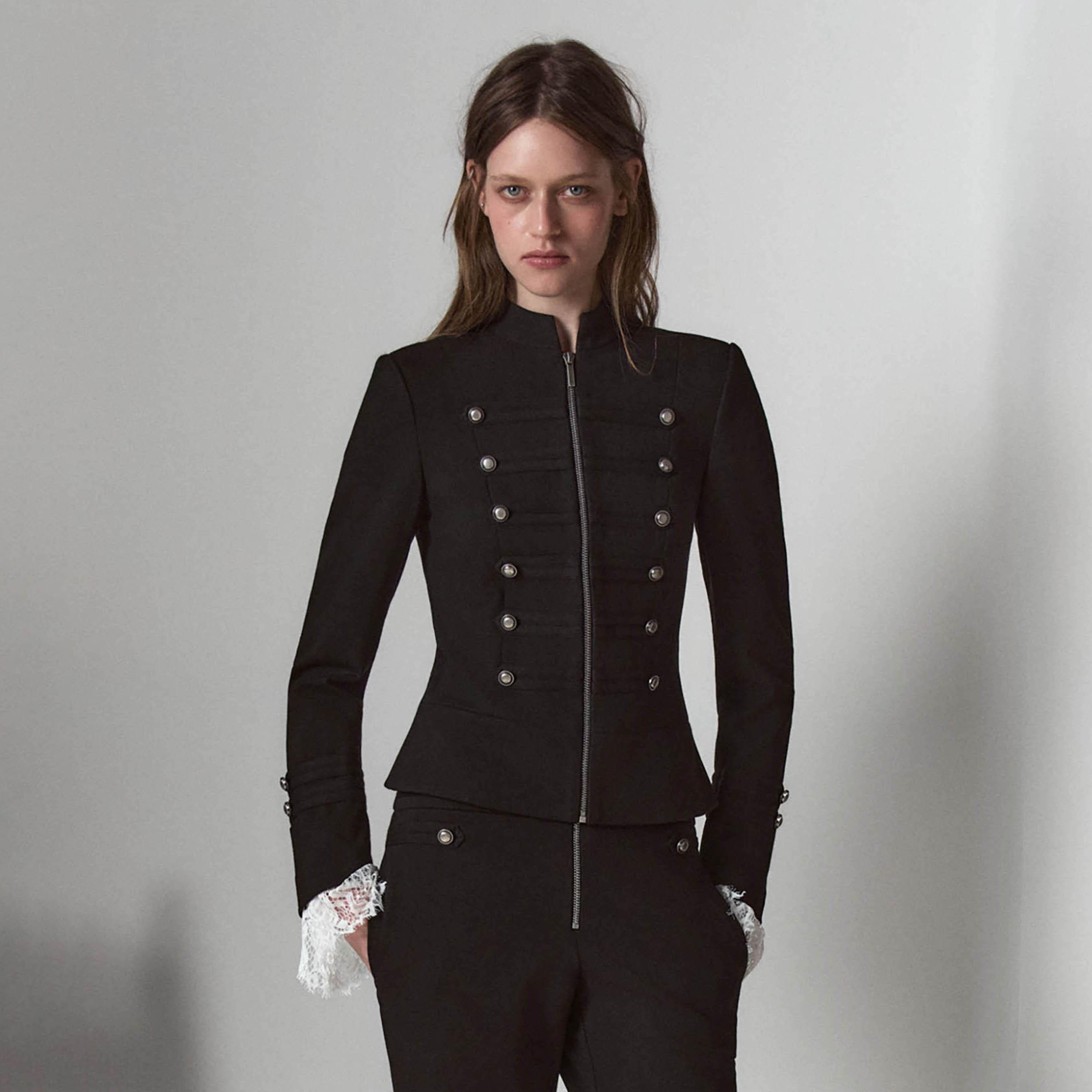 جاكيت حريمي أسود بياقة ماندرين من ليتشي-women-winterwear-coatsandjackets-jackets-image-1