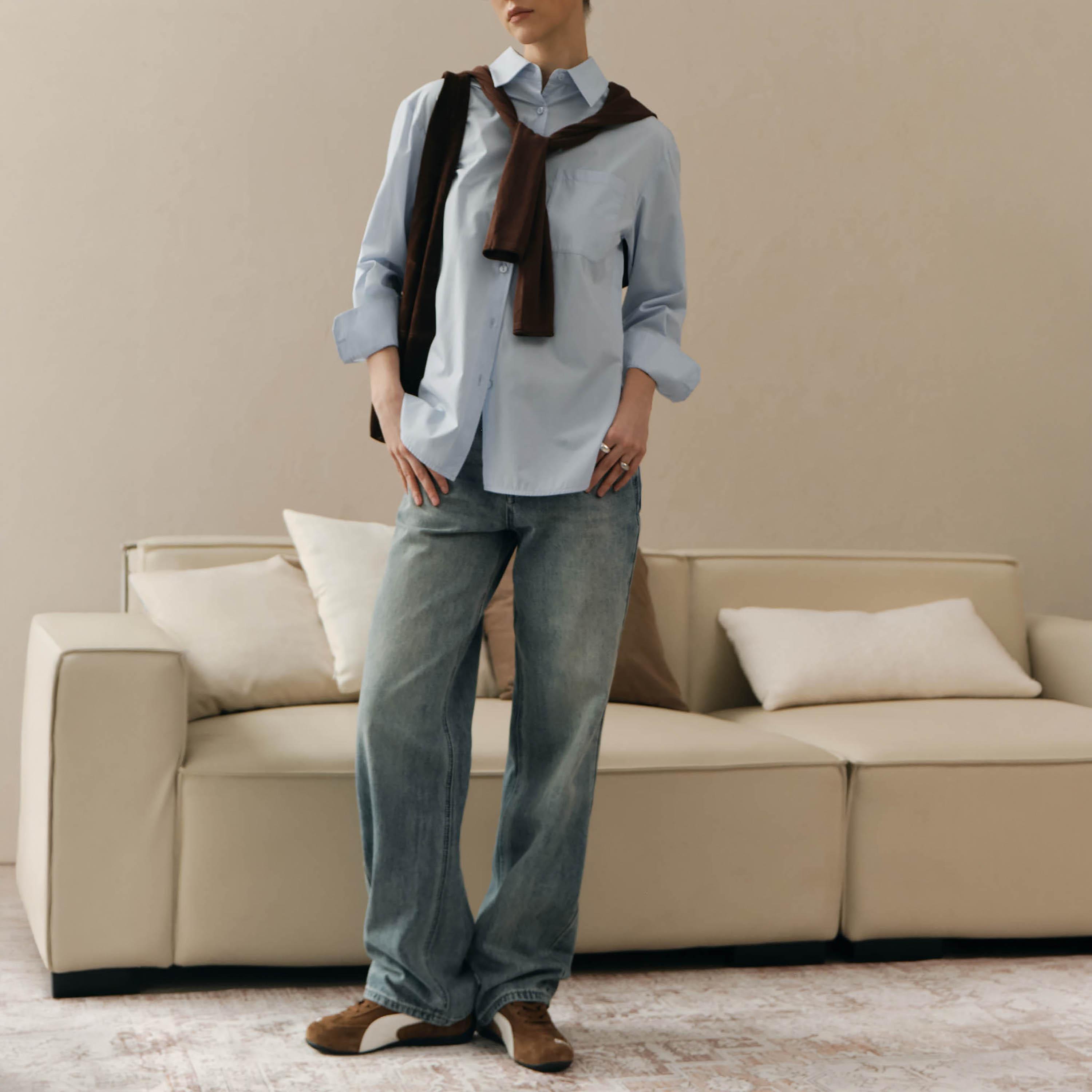 بنطال جينز نسائي بقصة مستقيمة بغسيل خفيف من ليتشي-women-clothing-bottoms-jeans-image-2