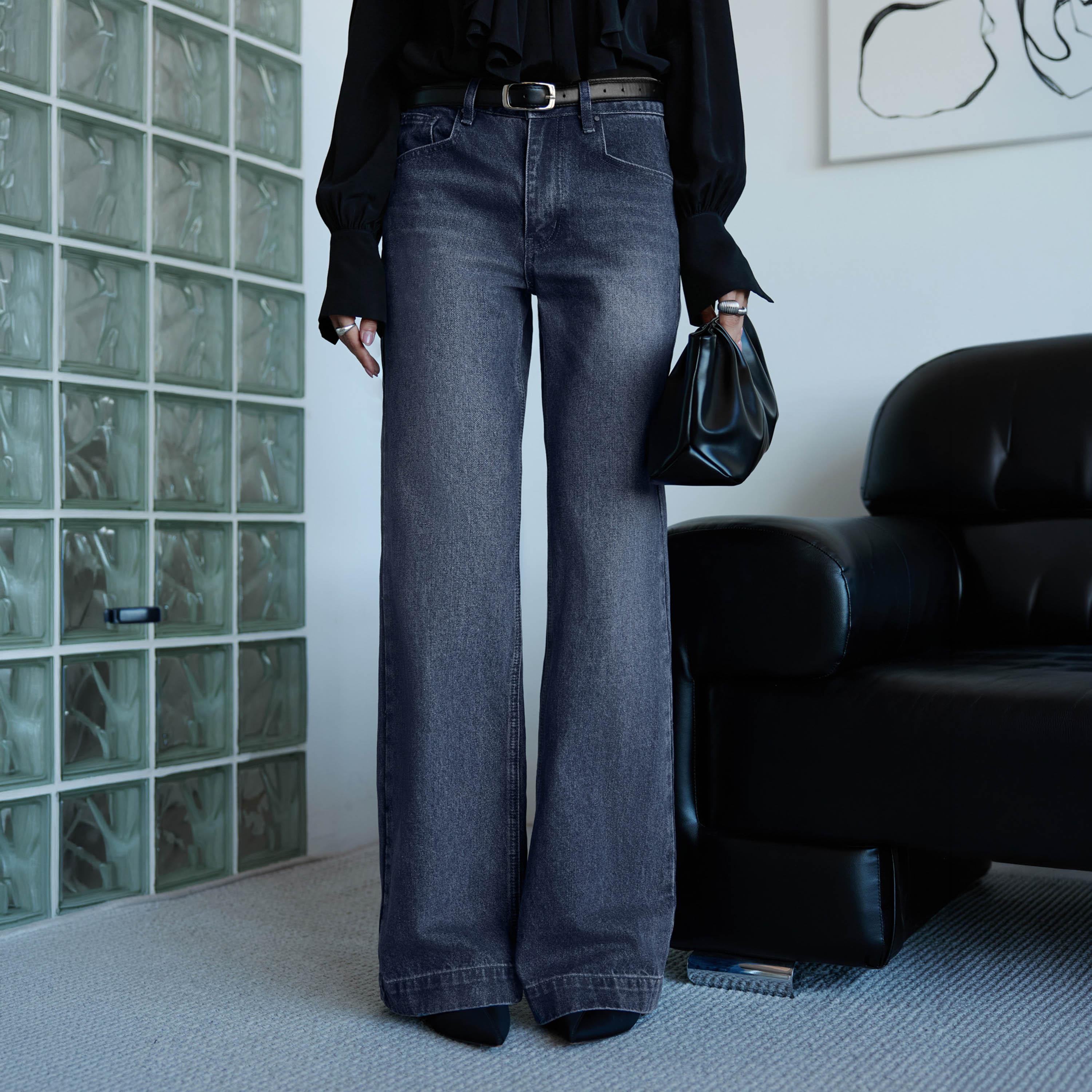 بنطلون جينز أزرق للنساء من ليتشي-women-clothing-bottoms-jeans-image-1
