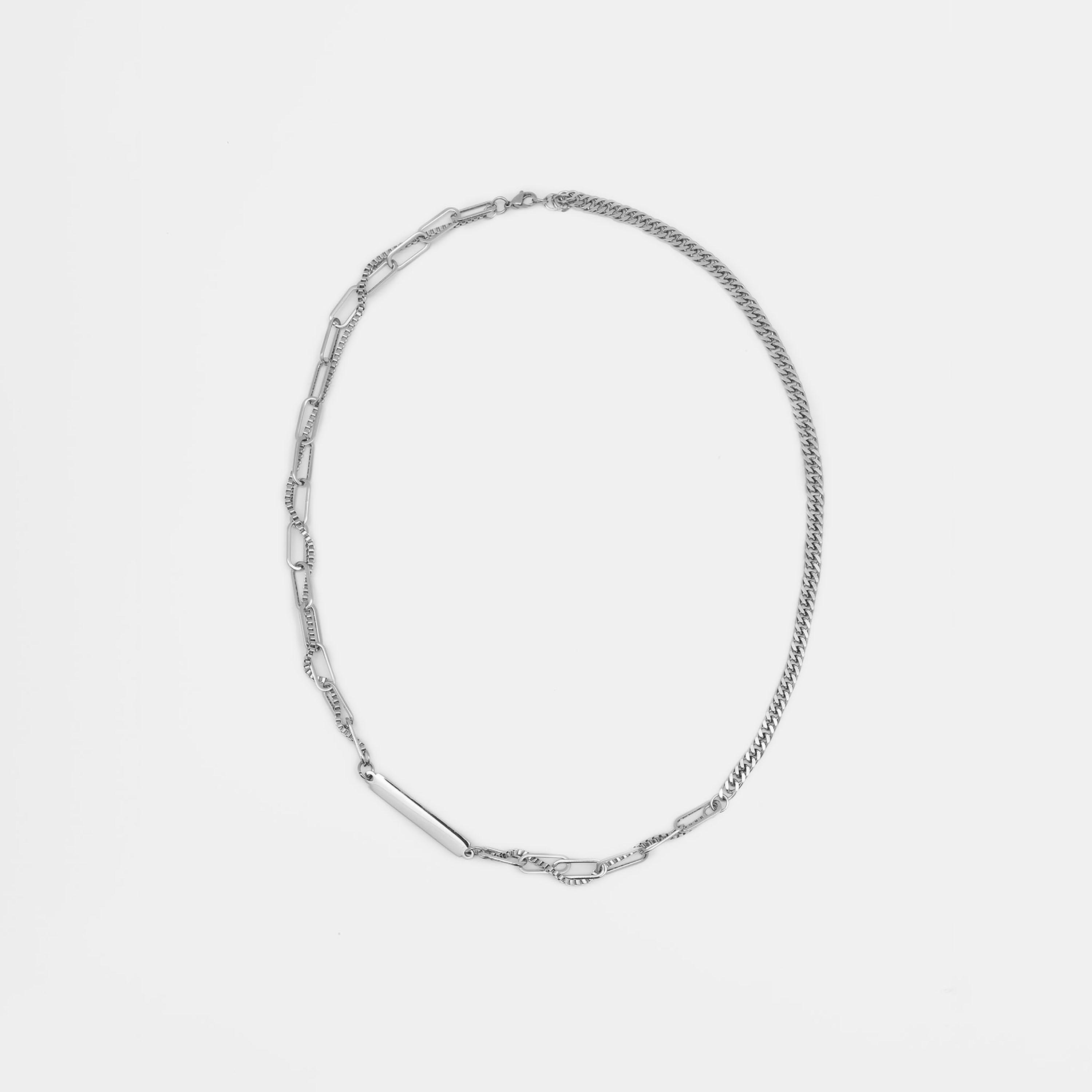 عقد ليتشي فضي متعدد الطبقات للنساء من الستانلس ستيل | مقاس موحد | ncl0105-women-watchesandjewellery-jewellery-necklacesandpendants-image-2
