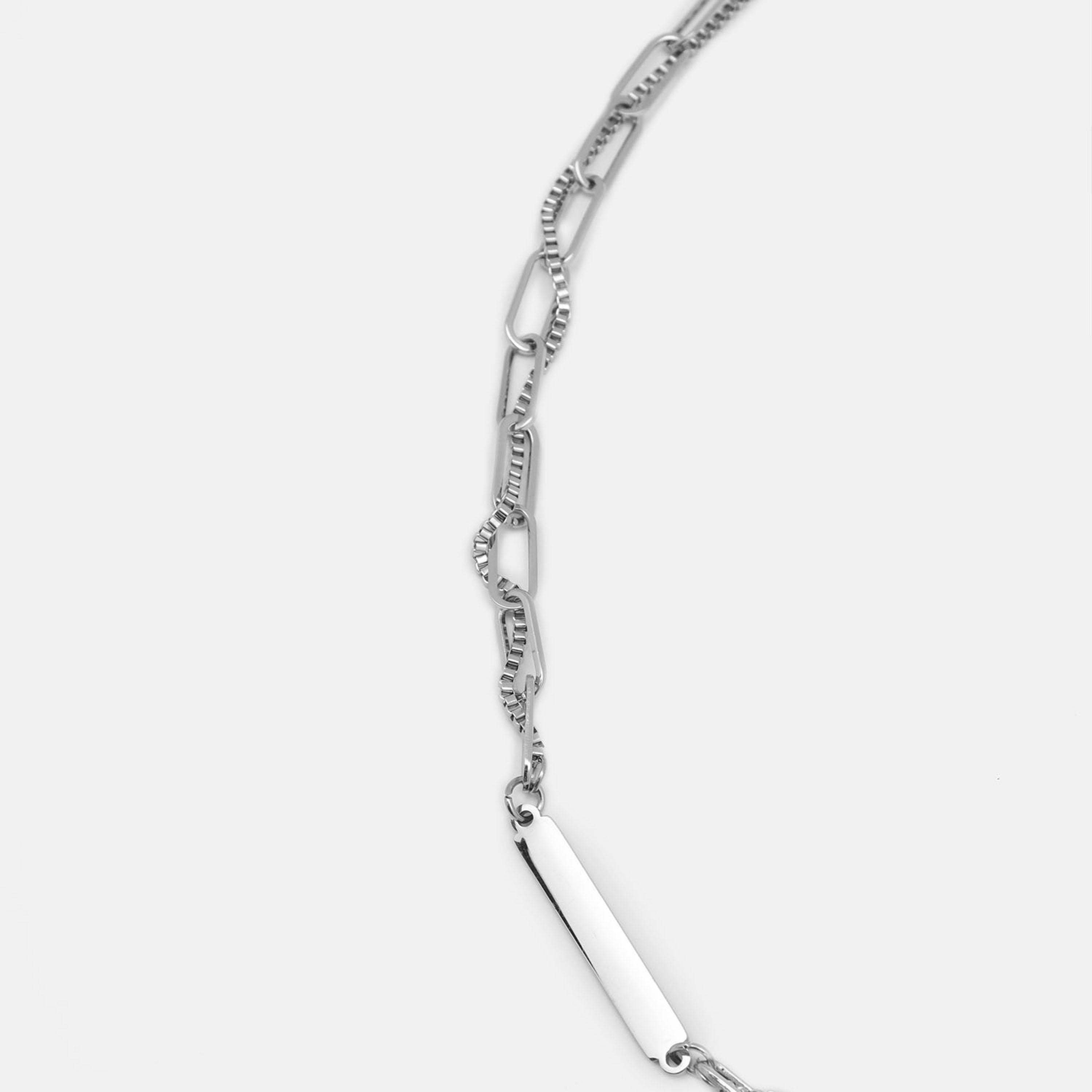 عقد ليتشي فضي متعدد الطبقات للنساء من الستانلس ستيل | مقاس موحد | ncl0105-women-watchesandjewellery-jewellery-necklacesandpendants-image-3