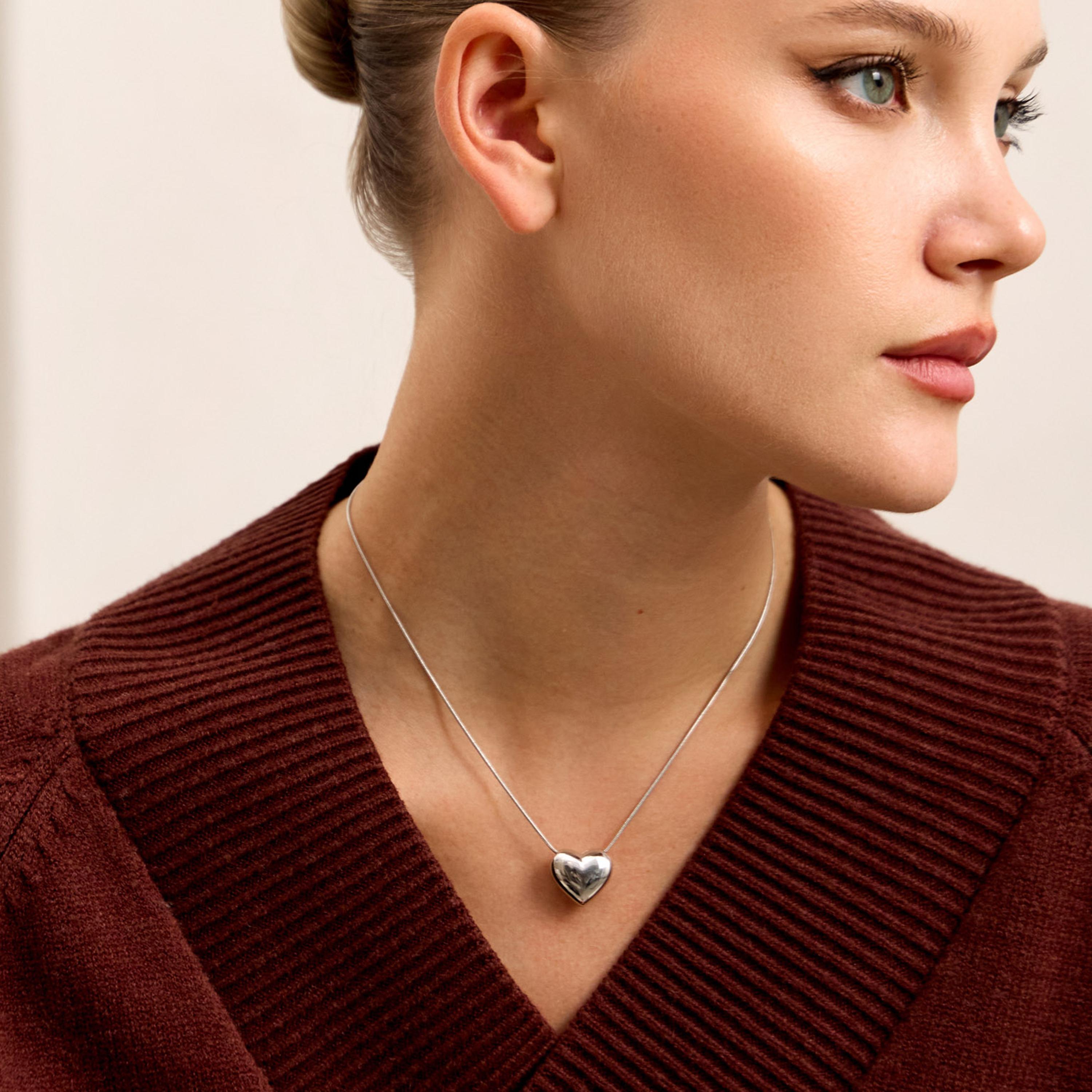 عقد بقلادة ليتشي فضي على شكل قلب للنساء من النحاس | مقاس موحد | ncl0229-women-watchesandjewellery-jewellery-necklacesandpendants-image-1