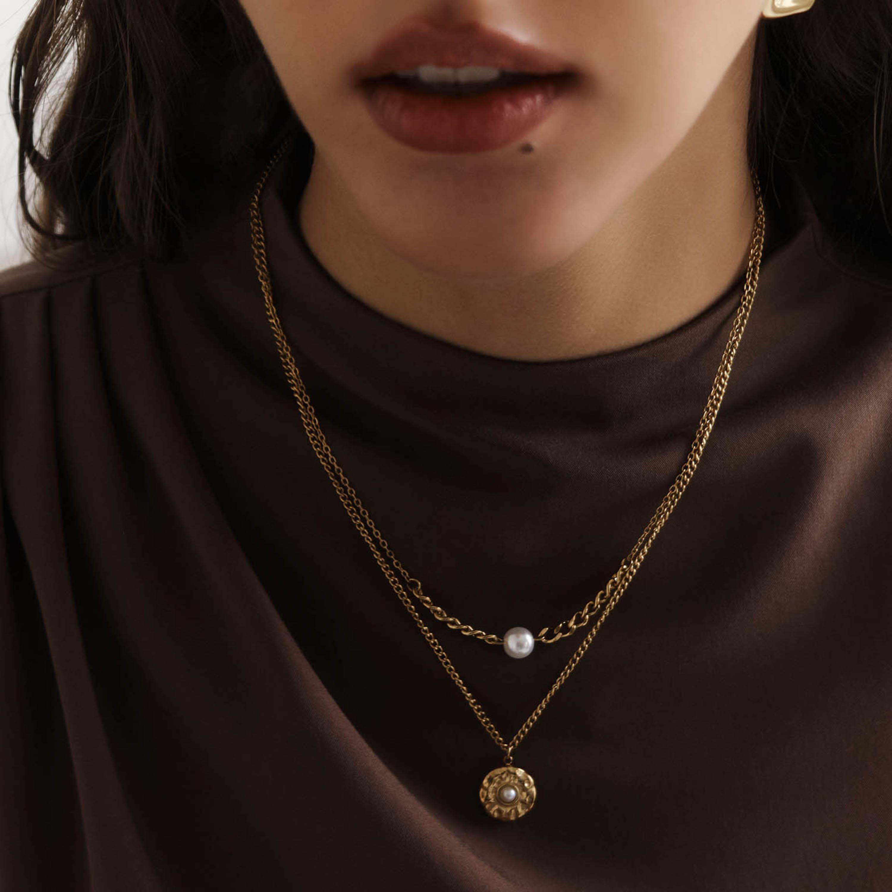 عقد ليتشي ذهبي متعدد الطبقات للنساء من الستانلس ستيل | مقاس موحد | ncl0242-women-watchesandjewellery-jewellery-necklacesandpendants-image-3