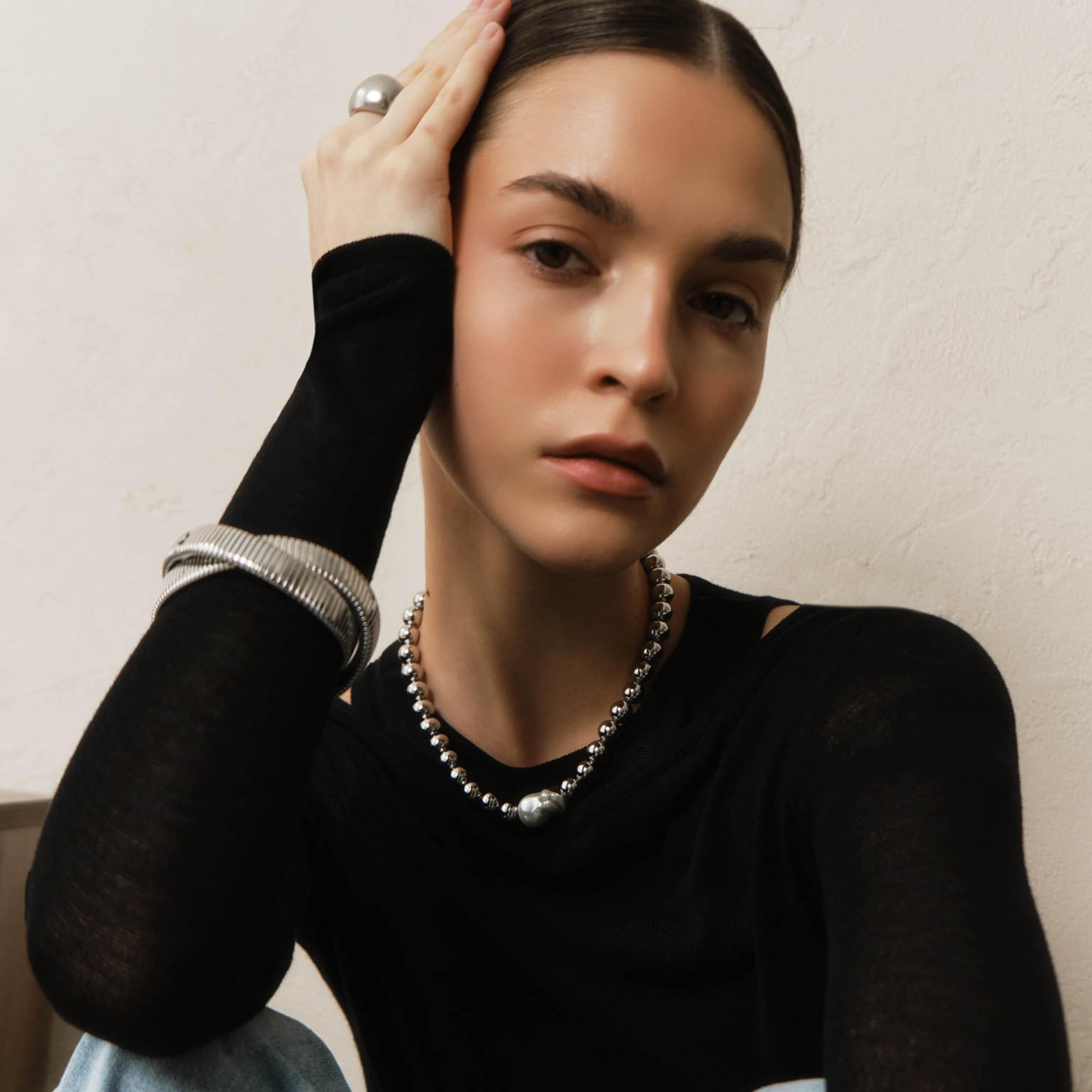 عقد سلسلة ليتشي فضي بمرصع باللؤلؤ من الستانلس ستيل | مقاس موحد | ncl0273-women-watchesandjewellery-jewellery-necklacesandpendants-image-5
