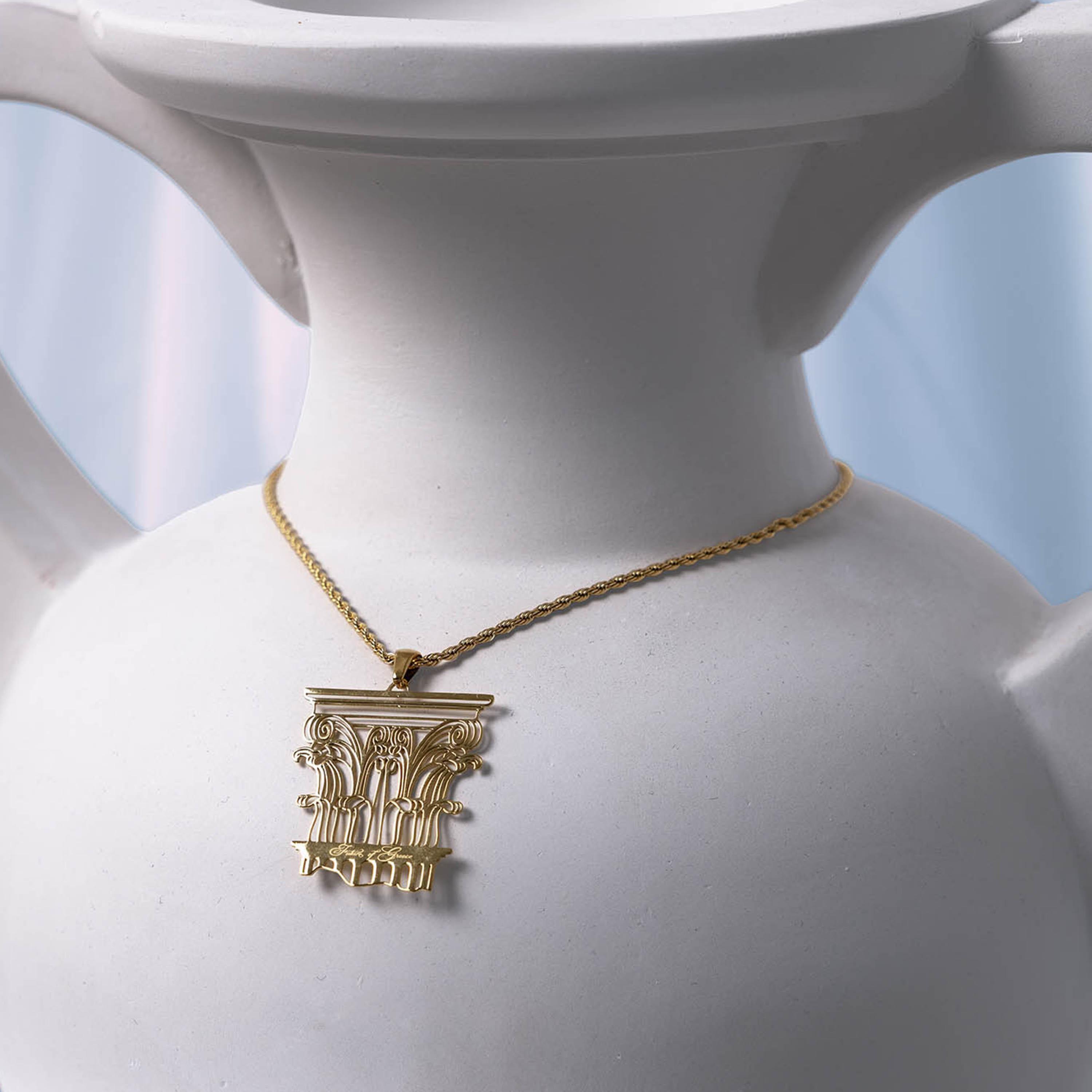 عقد بقلادة ليتشي ذهبي بنقوش محفورة من الستانلس ستيل | مقاس موحد | ncl0310-women-watchesandjewellery-jewellery-necklacesandpendants-image-2