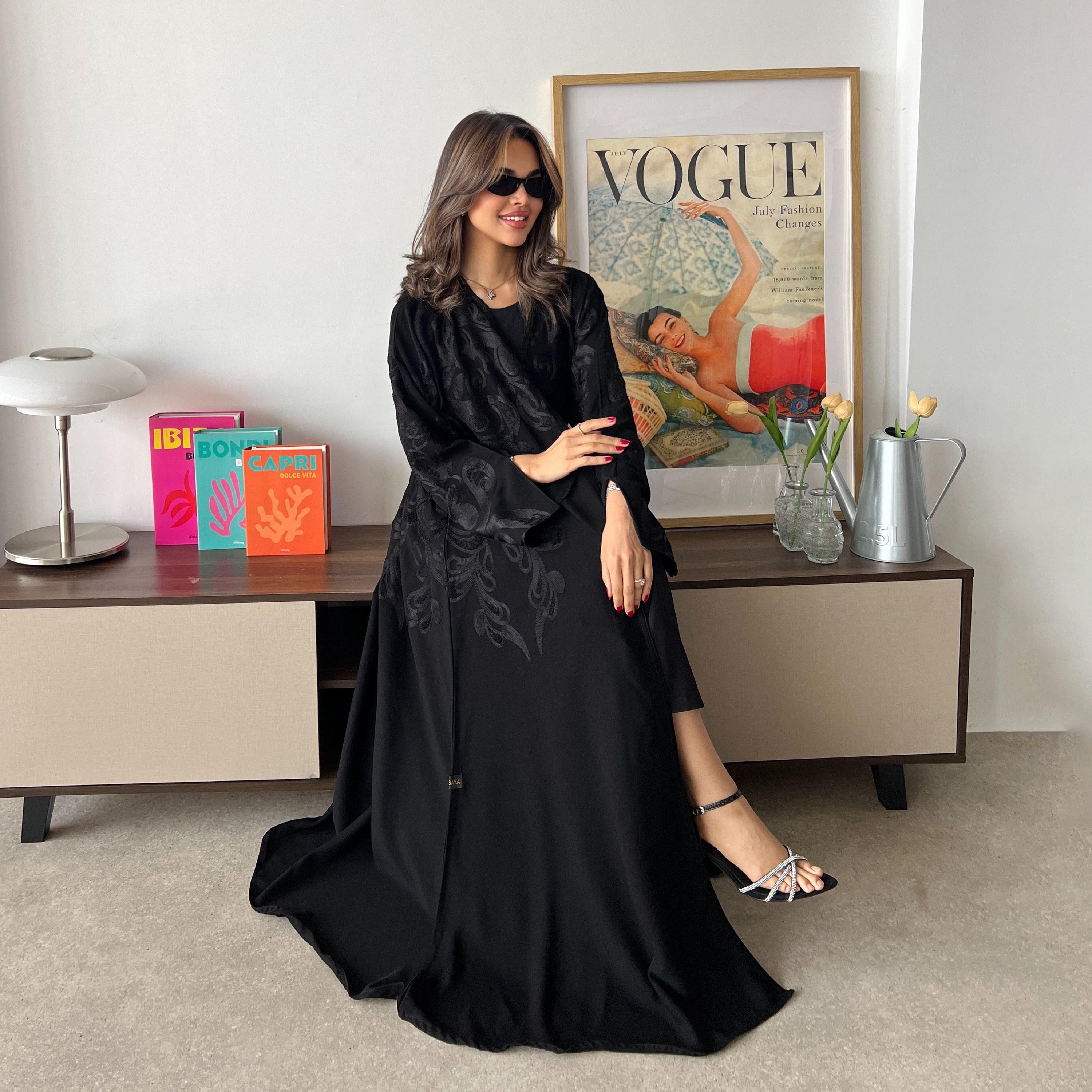 Lusin abaya Black Chanel Embroidered Slit Cuffed Royal Crepe Women's Abaya with Hijab-women-arabicclothing-abayas-image-6