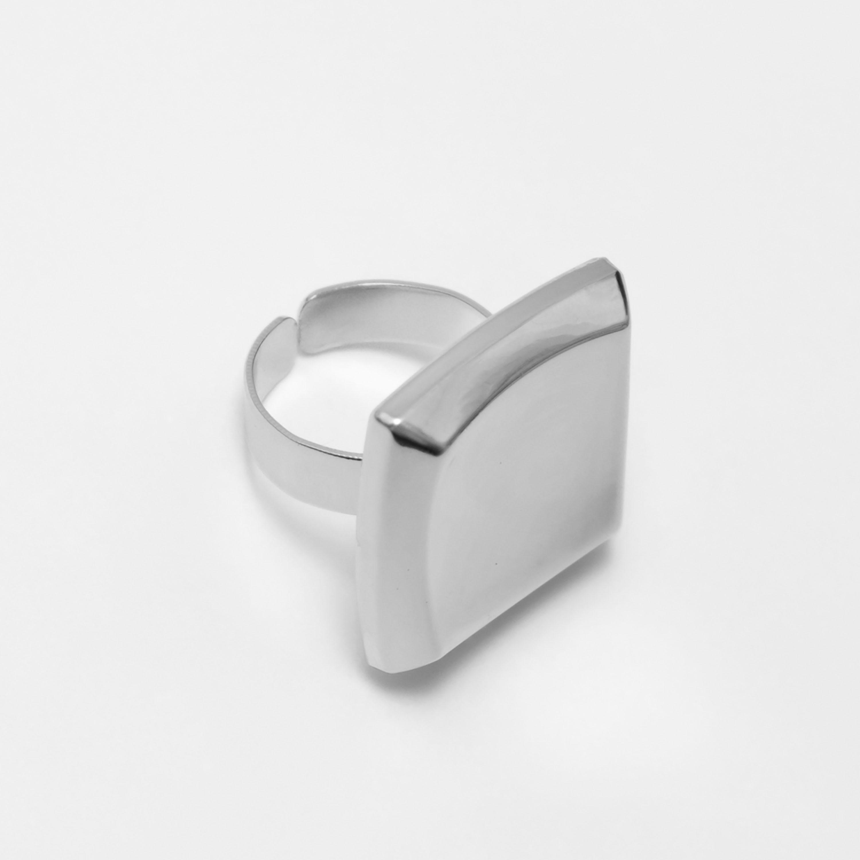 خواتم ليتشي فضية مستطيلة للنساء من سبيكة الزنك | ring187-women-watchesandjewellery-jewellery-rings-image-2