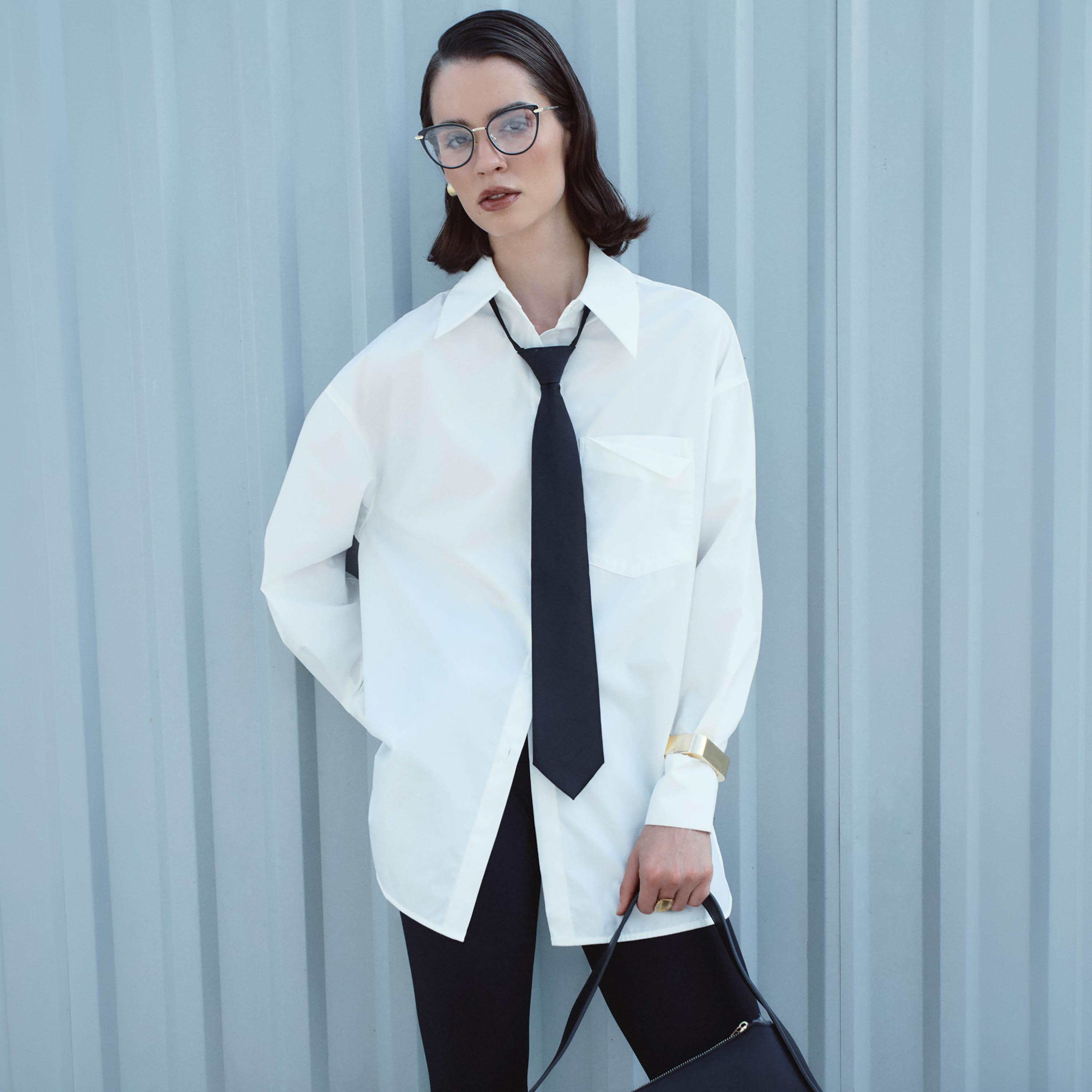 قميص أبيض بياقة وأكتاف منسدلة للنساء من ليتشي-women-clothing-shirtsandblouses-shirts-image-1