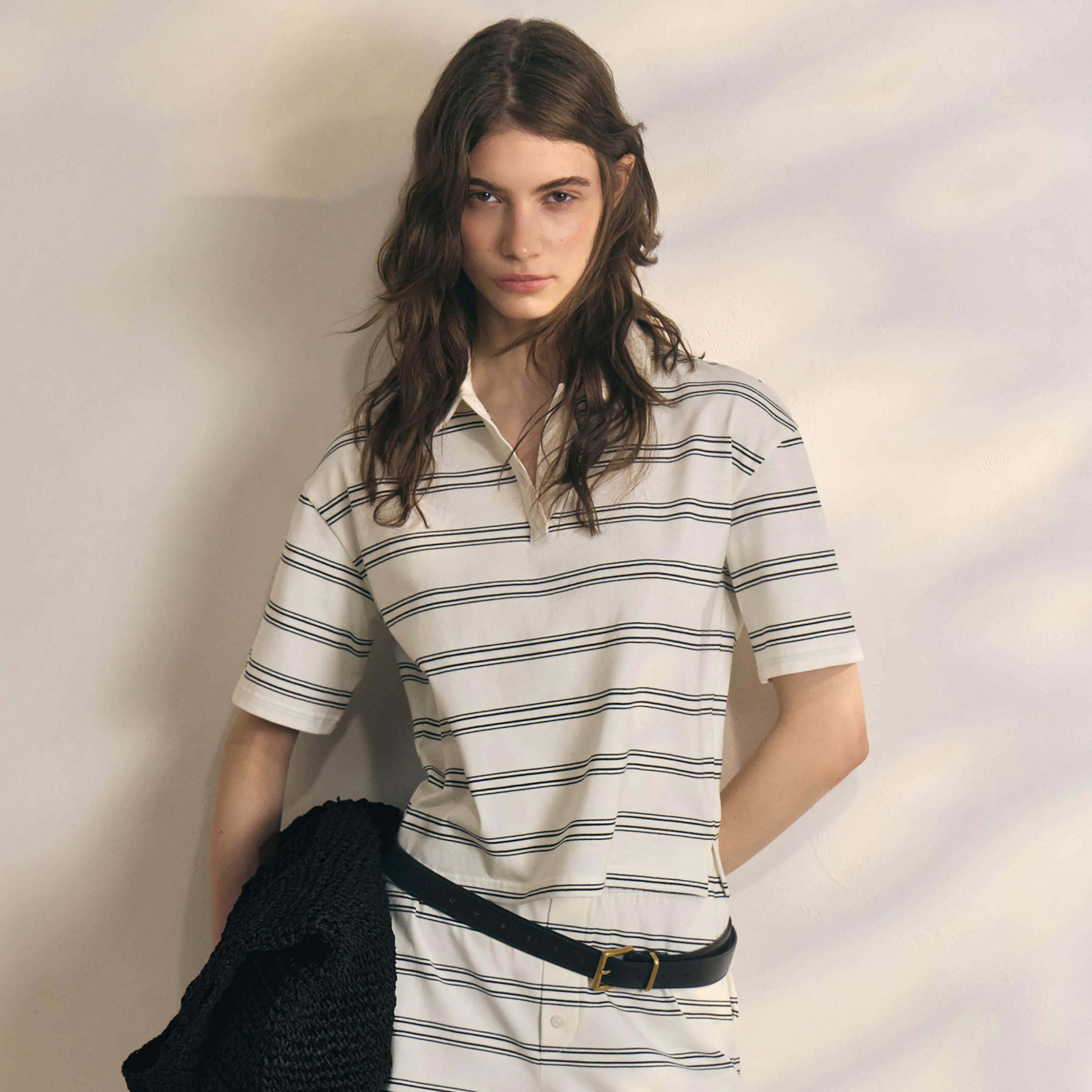 تيشيرت بولو حريمي مخطط بياقة من ليتشي-women-clothing-tshirts-image-1