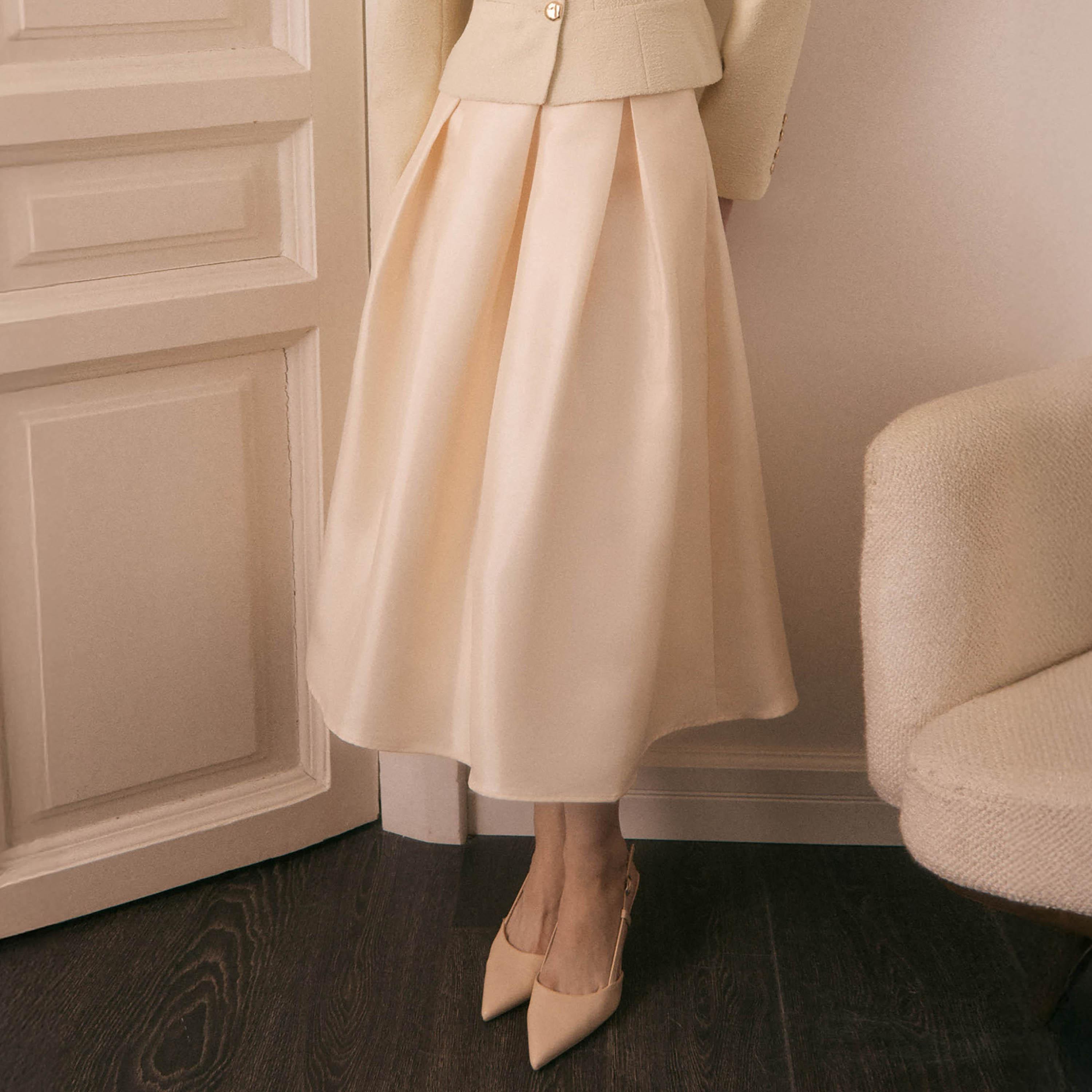 تنورة ميدي بقصة واسعة (A-Line) مكسرة للنساء باللون الكريمي من ليتشي-women-clothing-bottoms-skirts-image-1