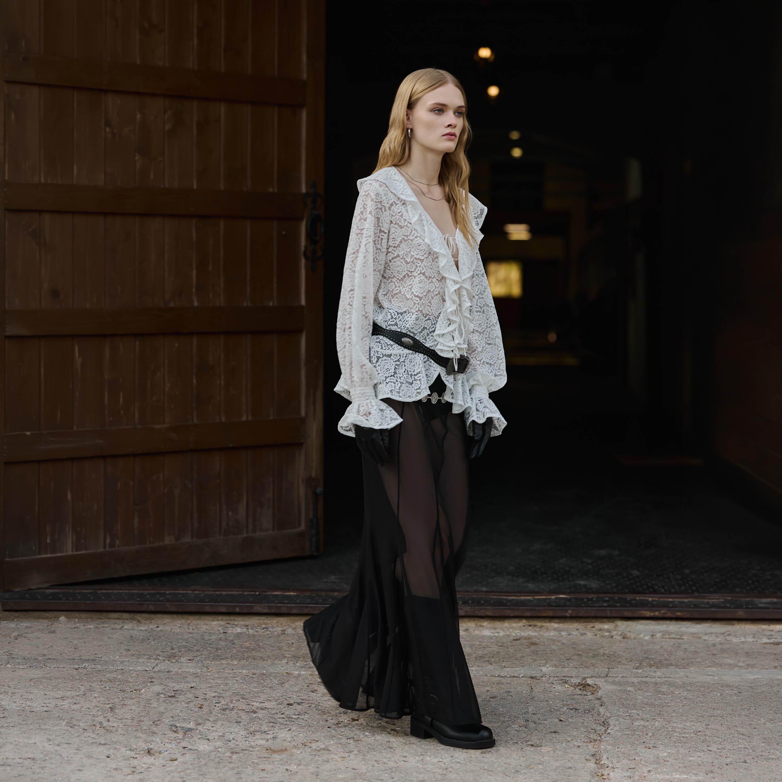 تنورة ماكسي كلوش شفافة للنساء باللون الأسود من ليتشي-women-clothing-bottoms-skirts-image-4