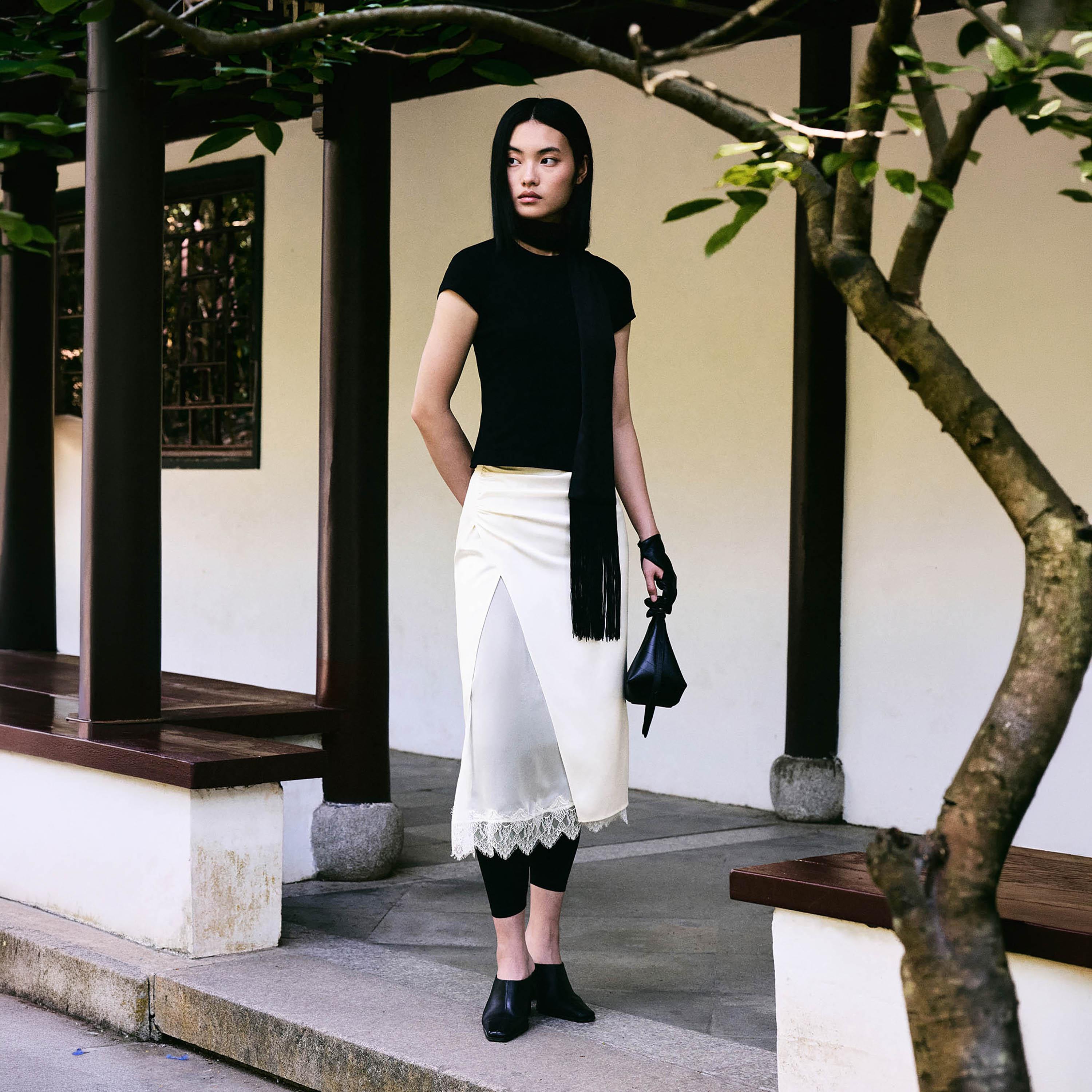 تنورة ميدي بينسل ستان من ليتشي-women-clothing-bottoms-skirts-image-2