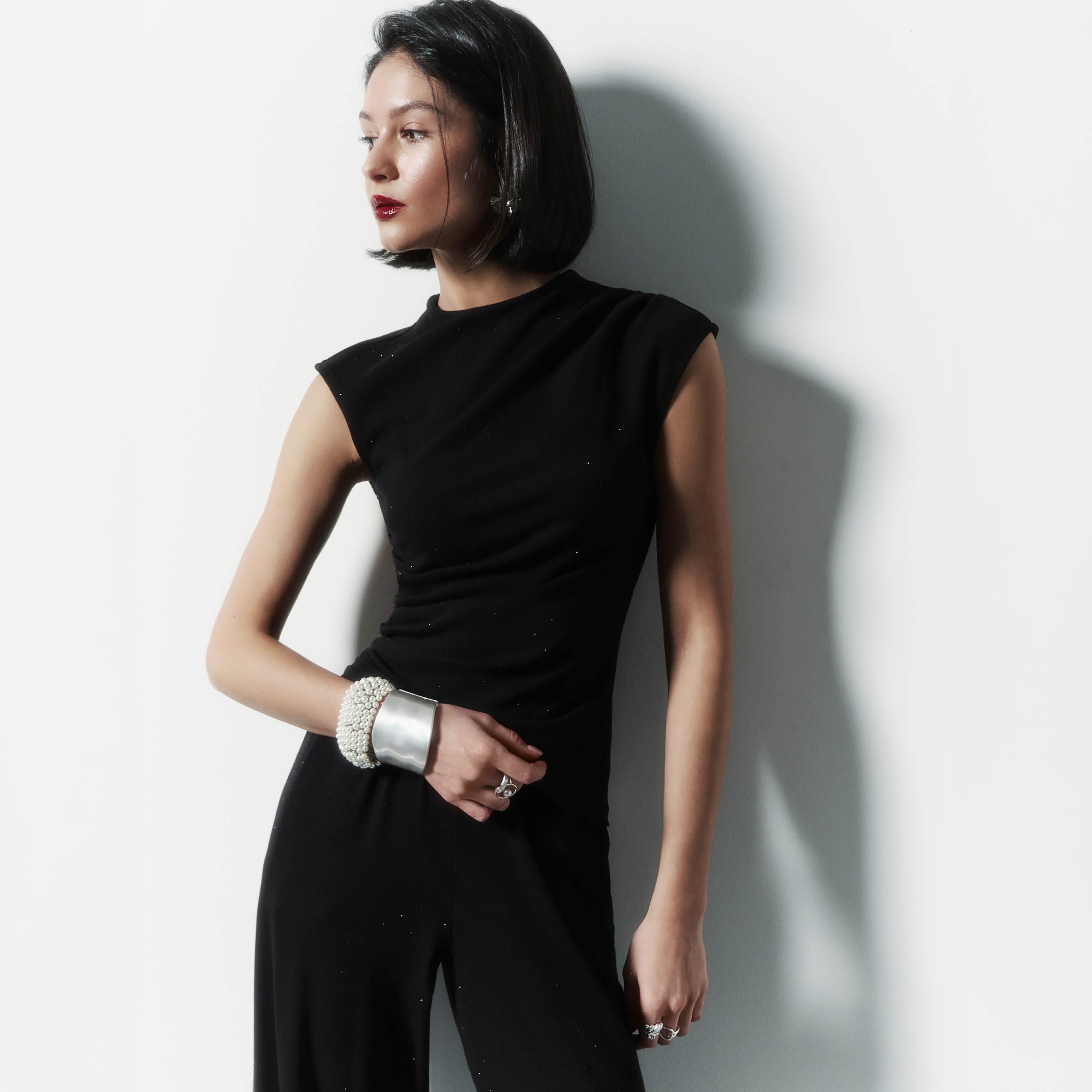 توب بياقة عالية وأكمام كاب مزين بأحجار الراين أسود للنساء من ليتشي-women-clothing-shirtsandblouses-blouses-image-1