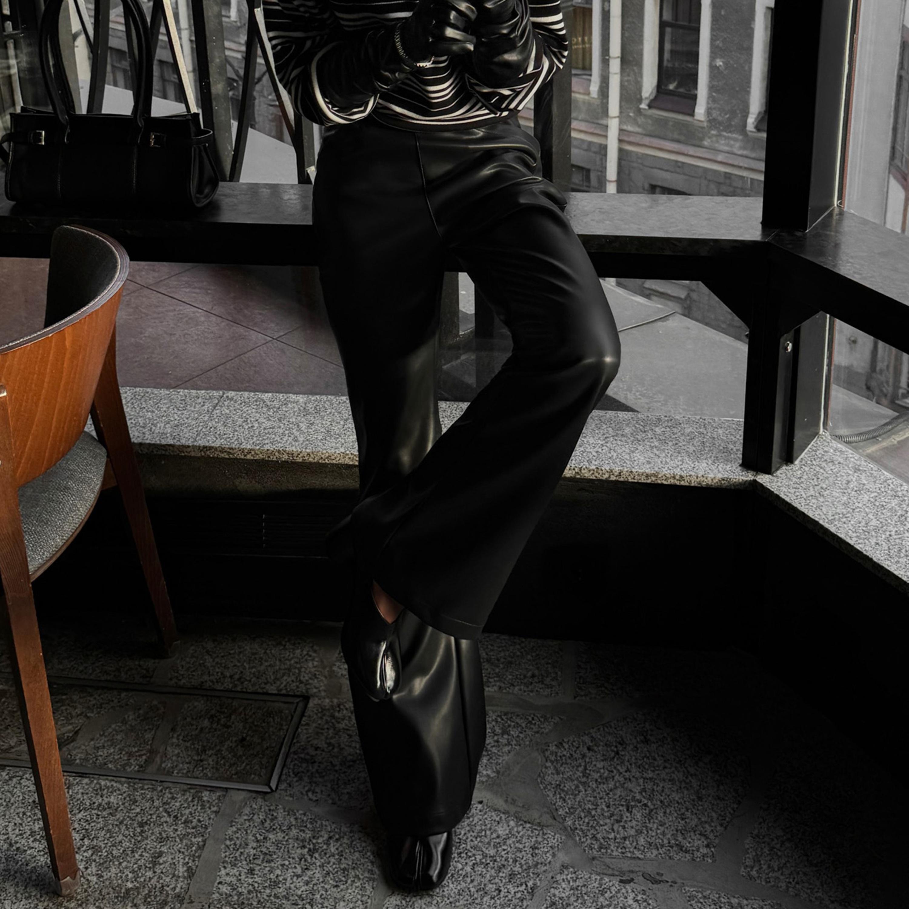 بنطلون واسع (فلير) أسود للنساء من ليتشي-women-clothing-bottoms-trousers-image-1