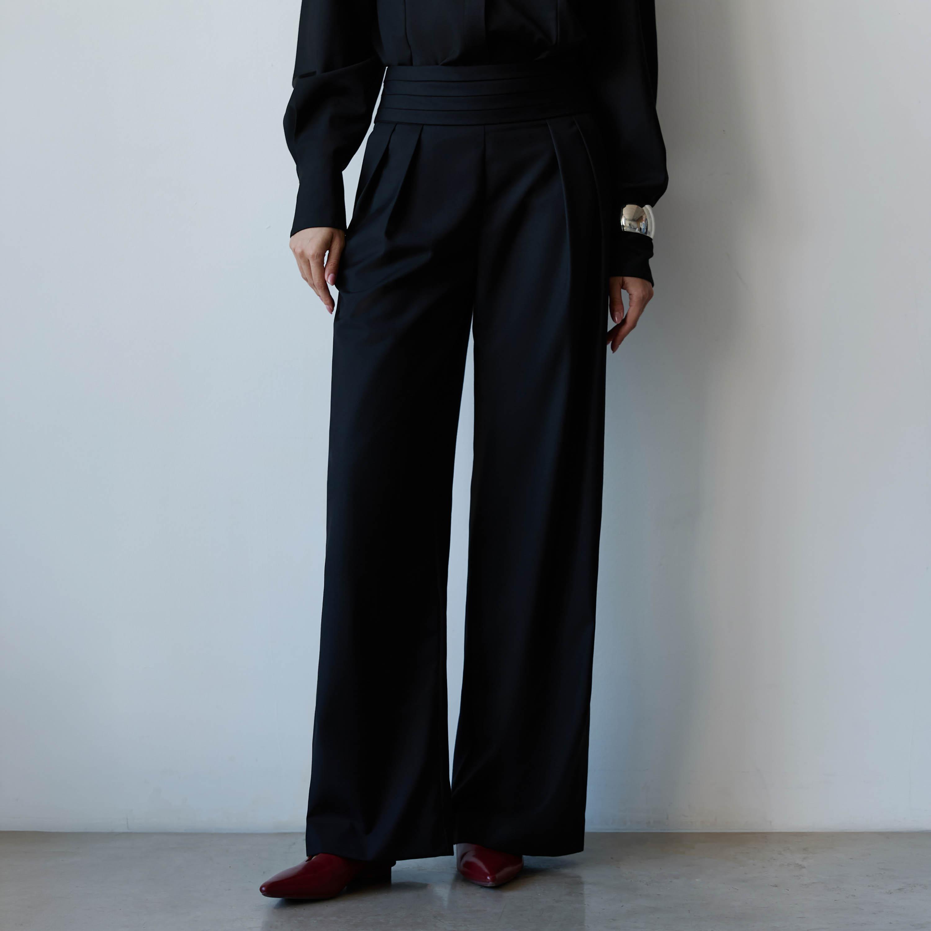 بنطال نسائي بقصة أرجل واسعة باللون الأسود من ليتشي-women-clothing-bottoms-trousers-image-1
