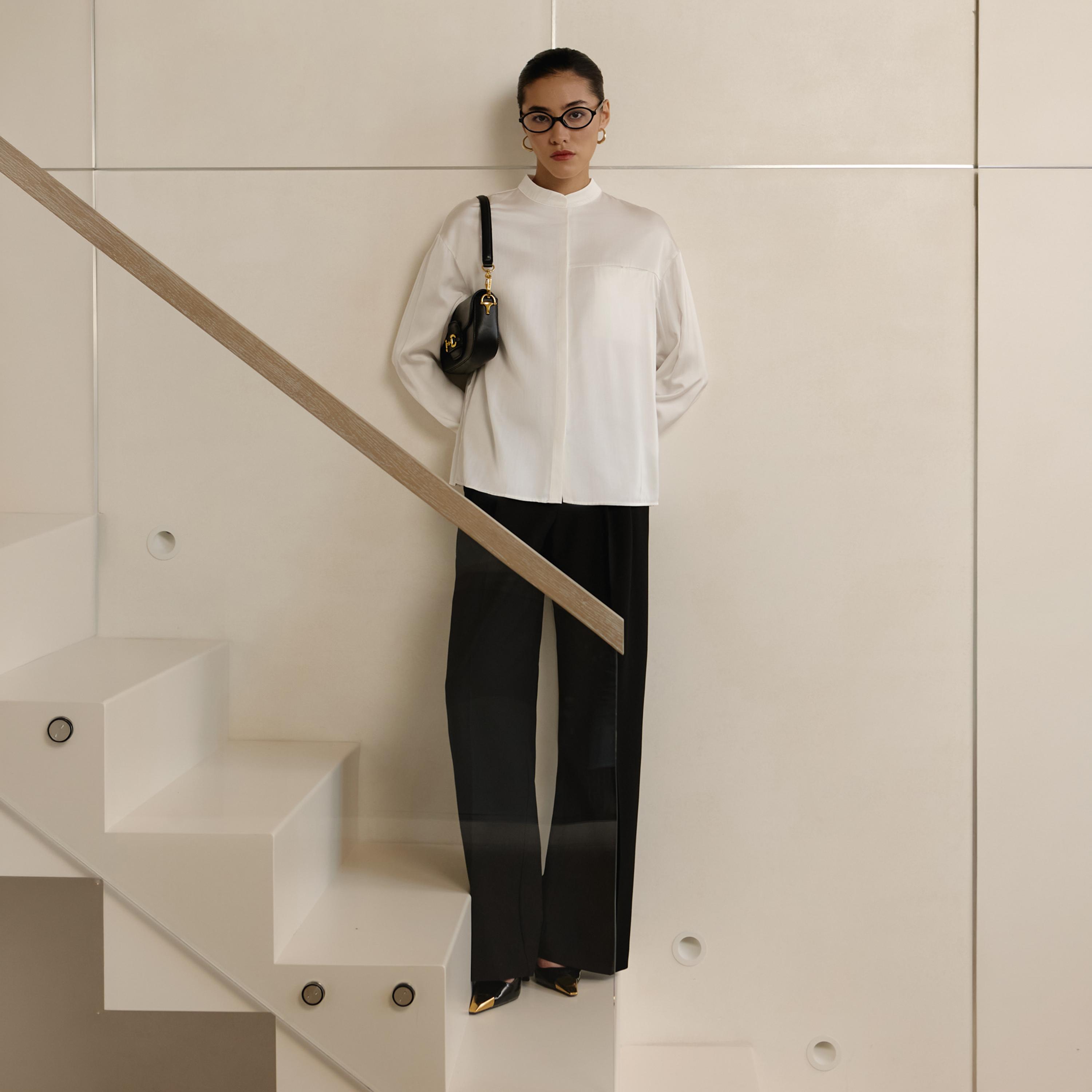 بنطلون مستقيم أسود للنساء من ليتشي-women-clothing-bottoms-trousers-image-2