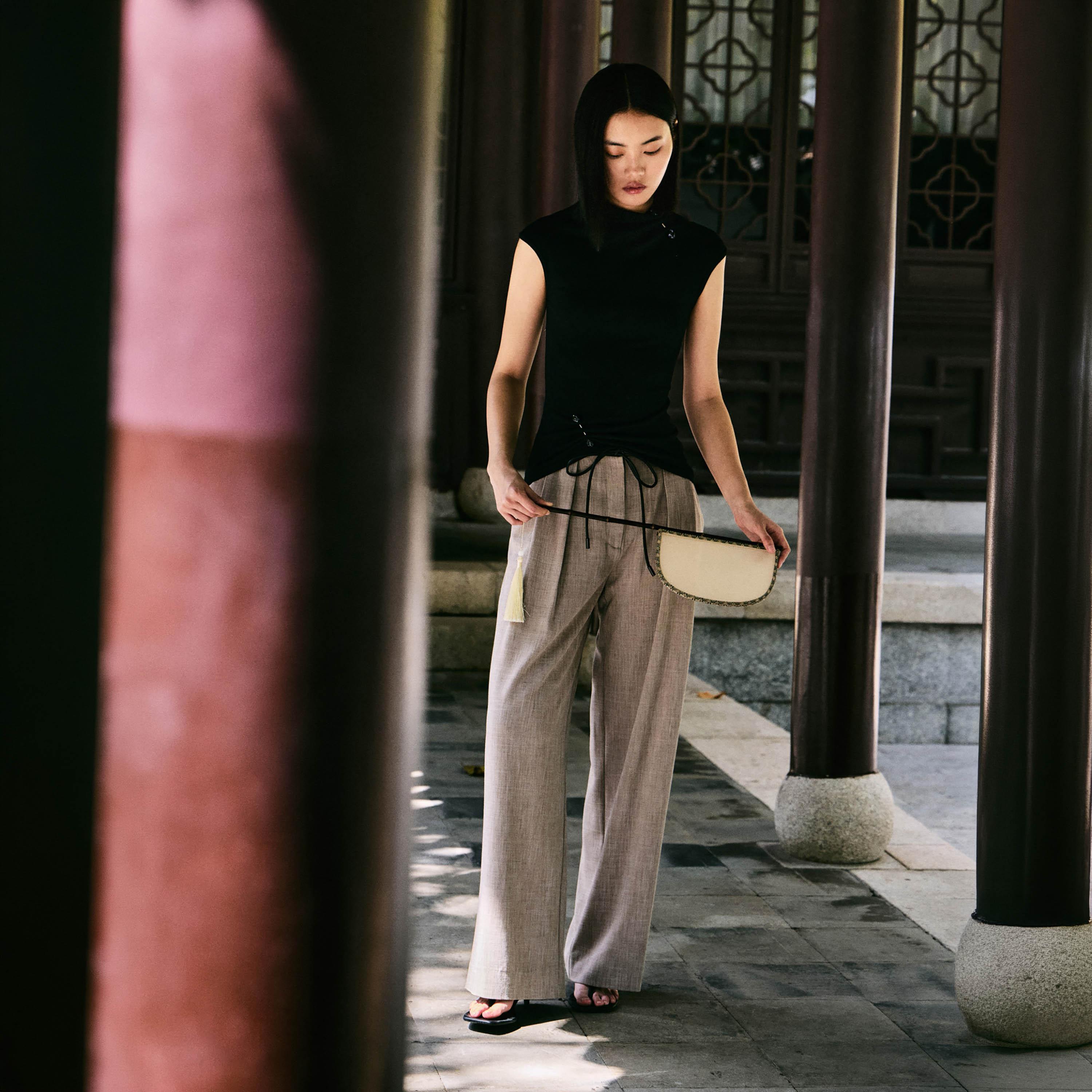 بنطال نسائي بقصة أرجل واسعة من ليتشي-women-clothing-bottoms-trousers-image-3