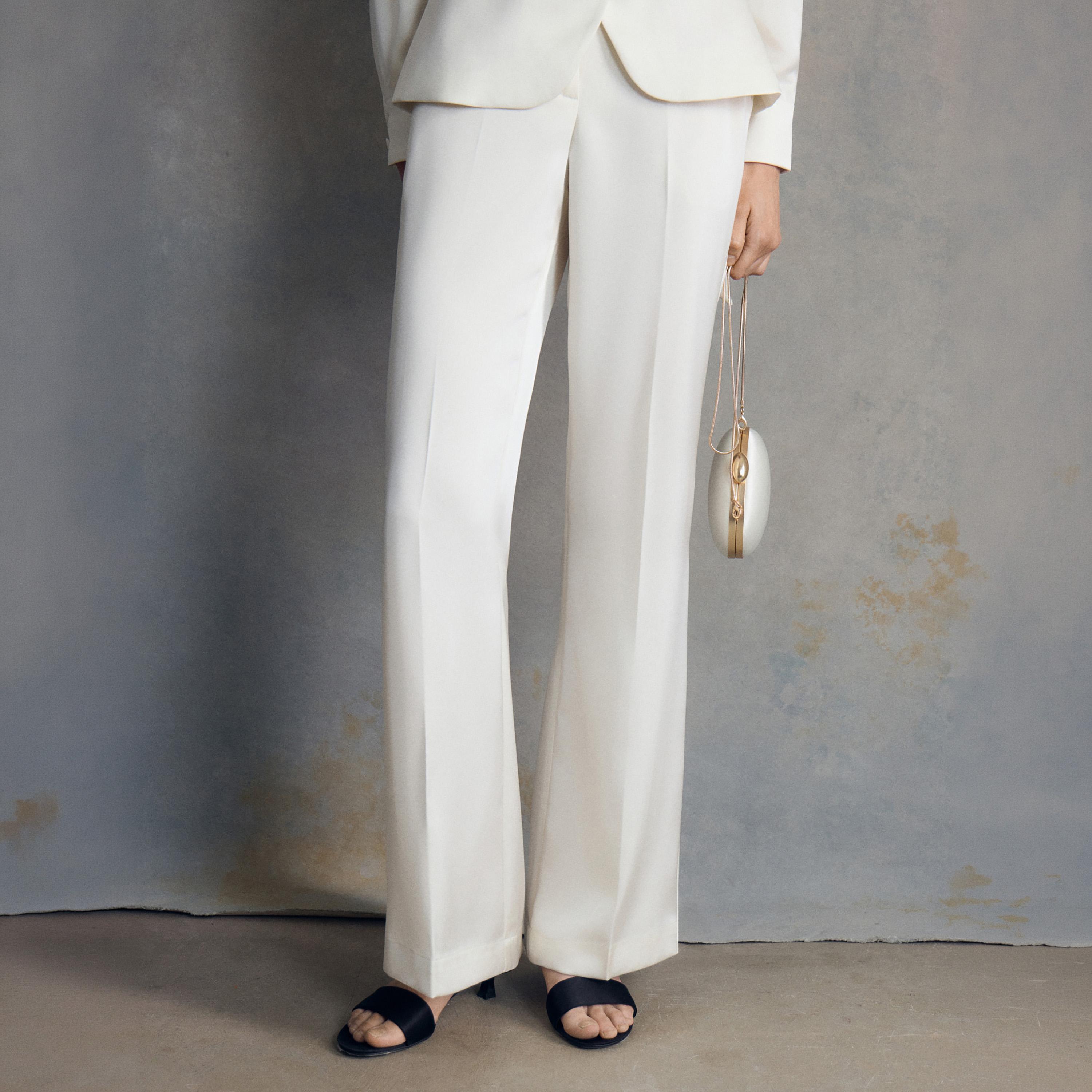 بنطال نسائي ستان بقصة بوت كات (شارلستون) باللون الأبيض من ليتشي-women-clothing-bottoms-trousers-image-1