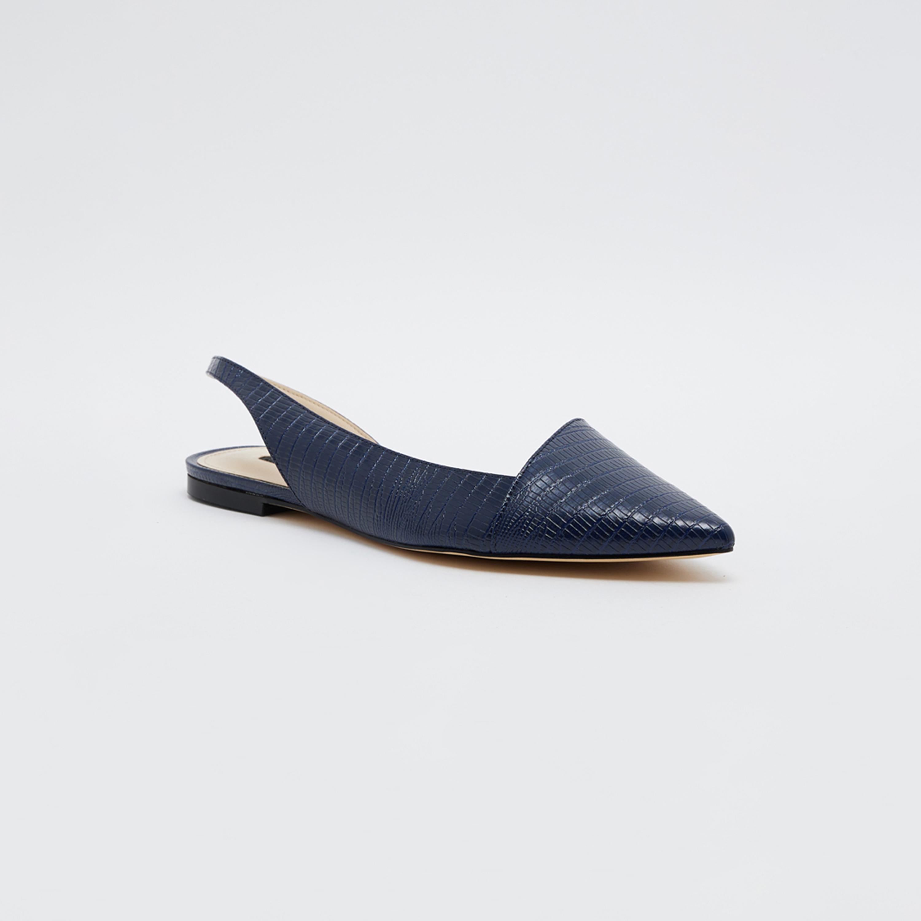 صندل مسطح نسائي ومزخرف من ناين ويست بمقدمة مدببة | wnBEADS3-FW23-women-shoes-sandals-flats-image-9