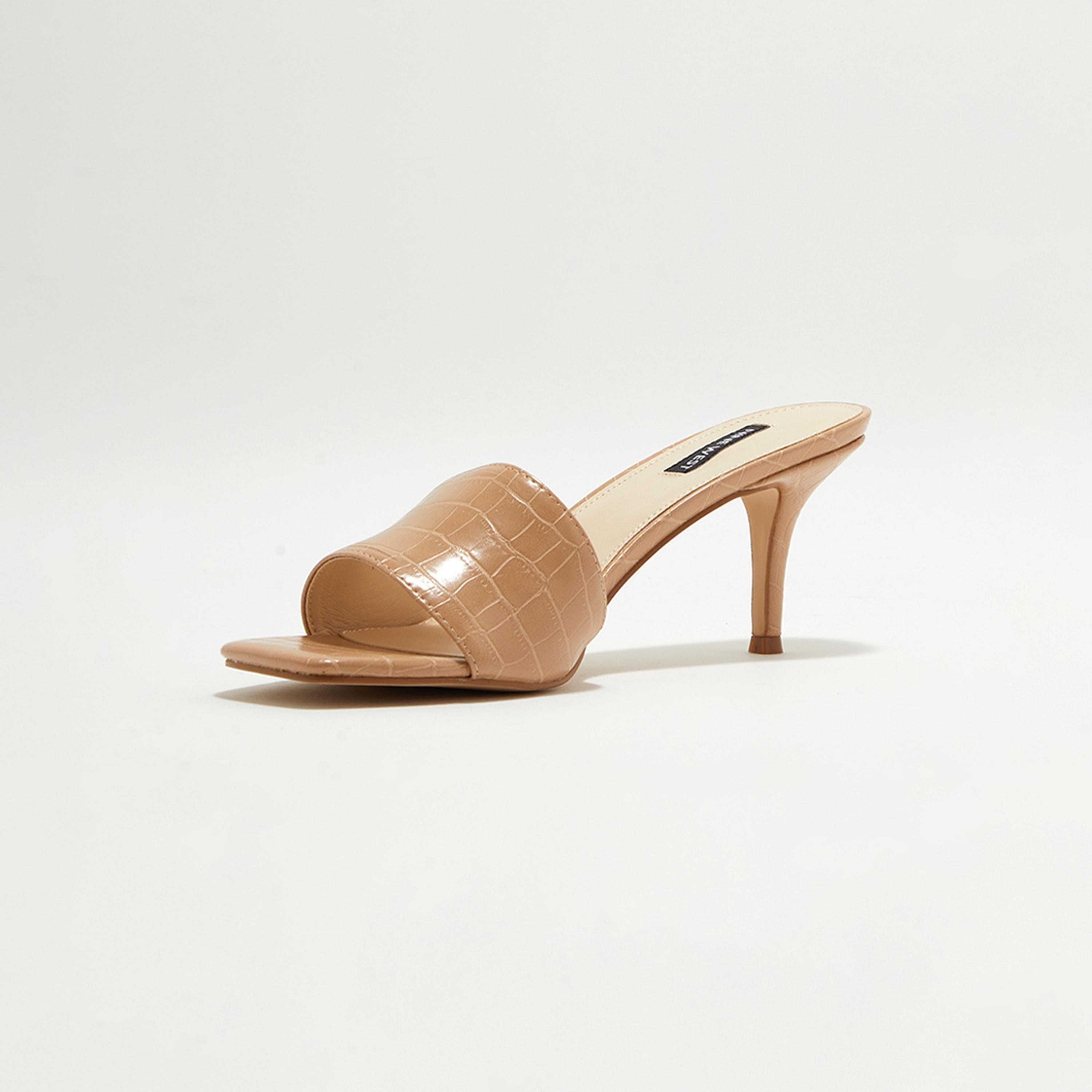 حذاء نسائي من ناين ويست ذو كروك بكعب ستيليتو ذو مقدمة مربعة ومزخرفة | wnDONNA-FW23-women-shoes-heels-image-3