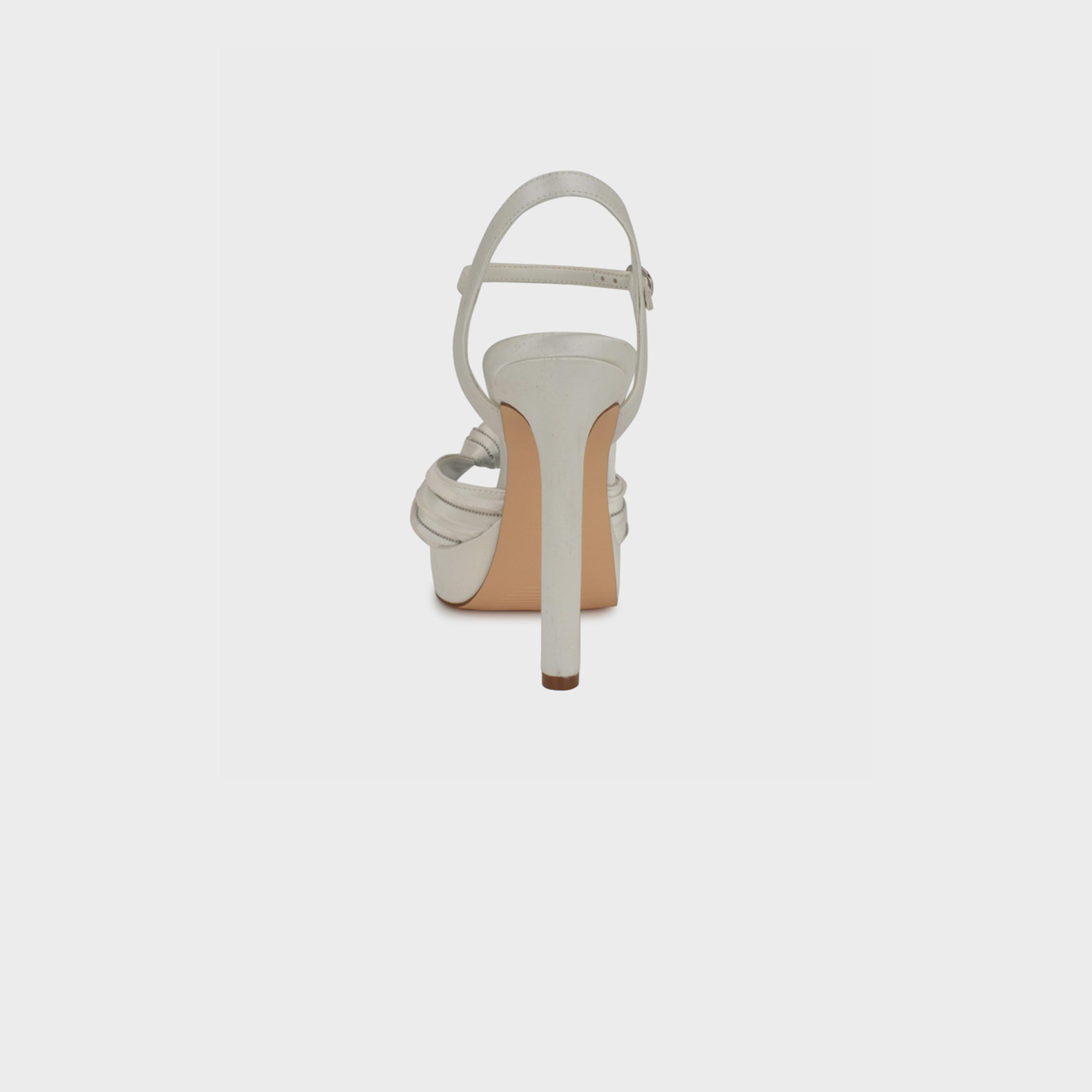 ناين ويست-  حذاء نسائي بإبزيم وونوين7 بكعب عالٍ-women-shoes-heels-image-5