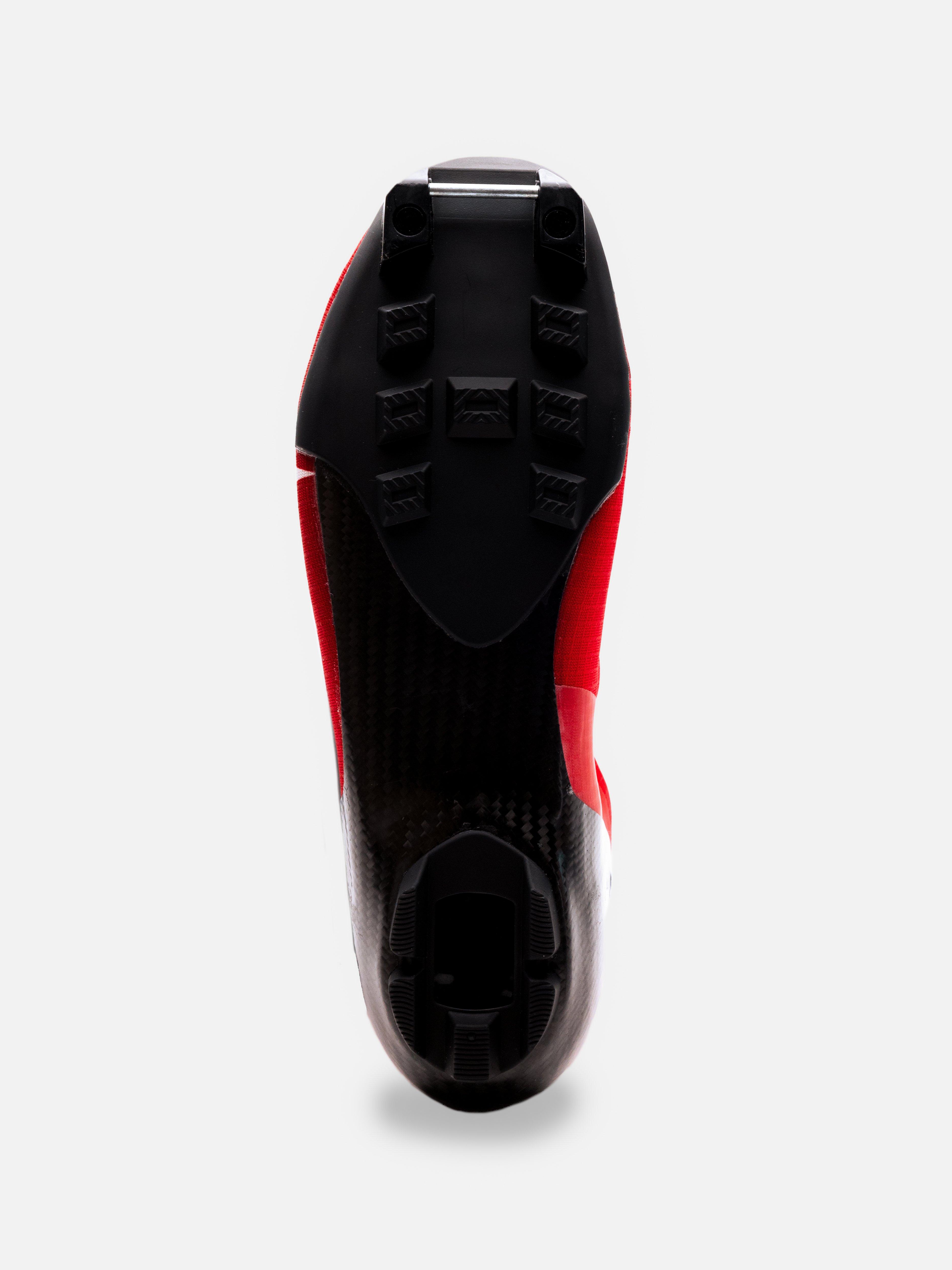 MADSHUS REDLINE CLASSIC スキー用ブーツ 黒/赤 MADSHUS REDLINE CLASSIC スキー用ブーツ 黒/赤 Madshus Redline Skate