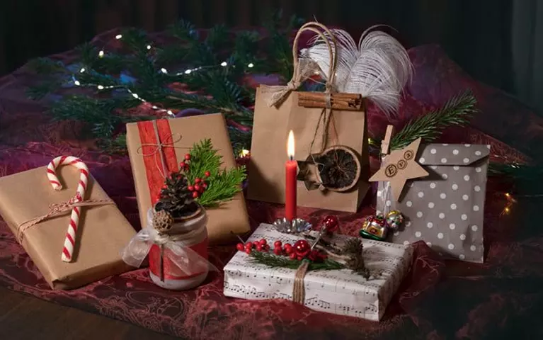 Tutorial emballage cadeau original pour Noël idée DIY activité manuelle  #Noël #christmasgifts