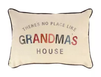 Decorative Pillows & Cozy Throws