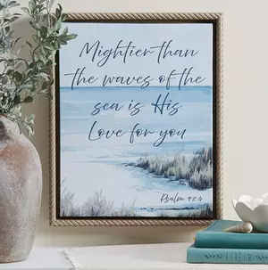 Gifts & Decor