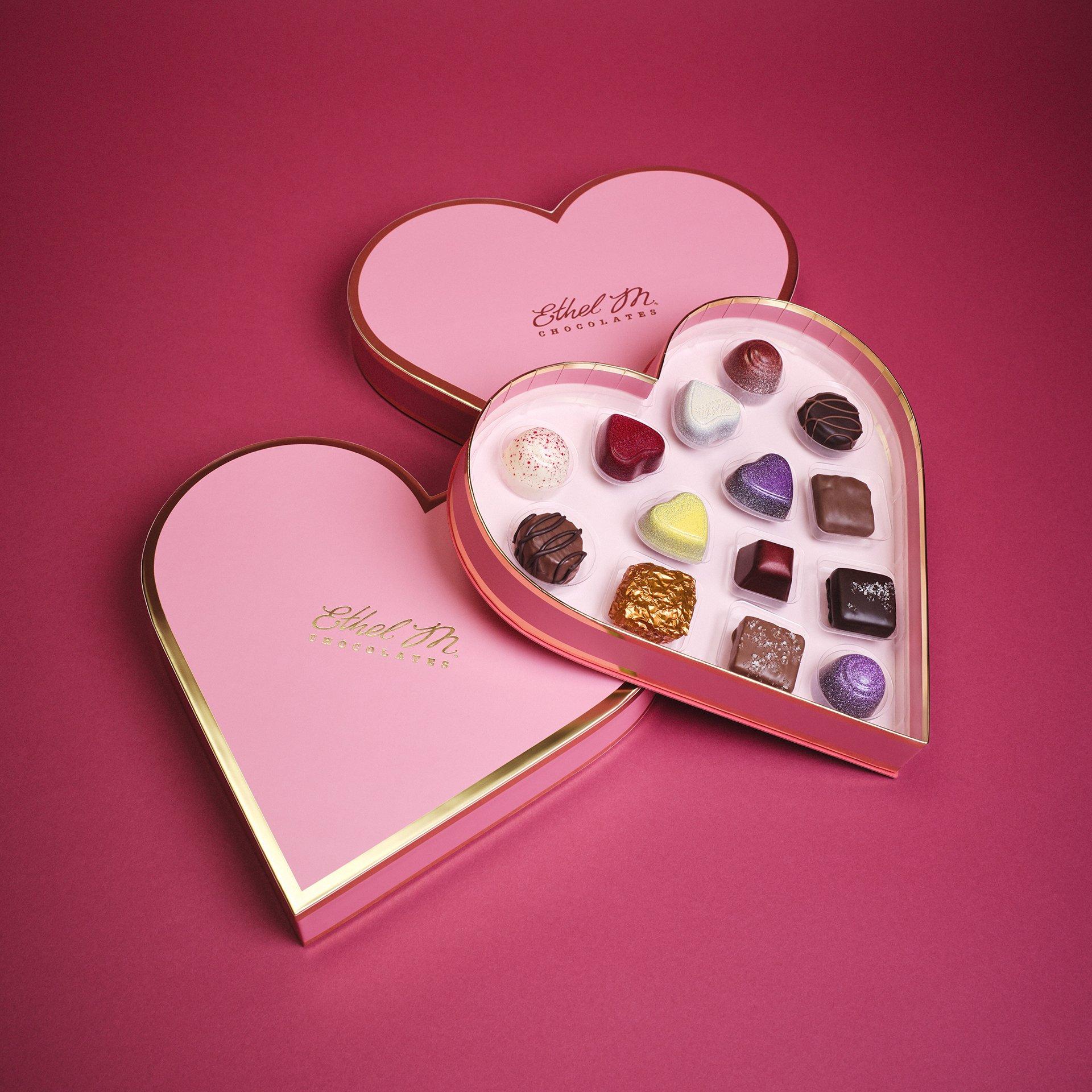 14-piece Valentine's Day Heart Collection 1