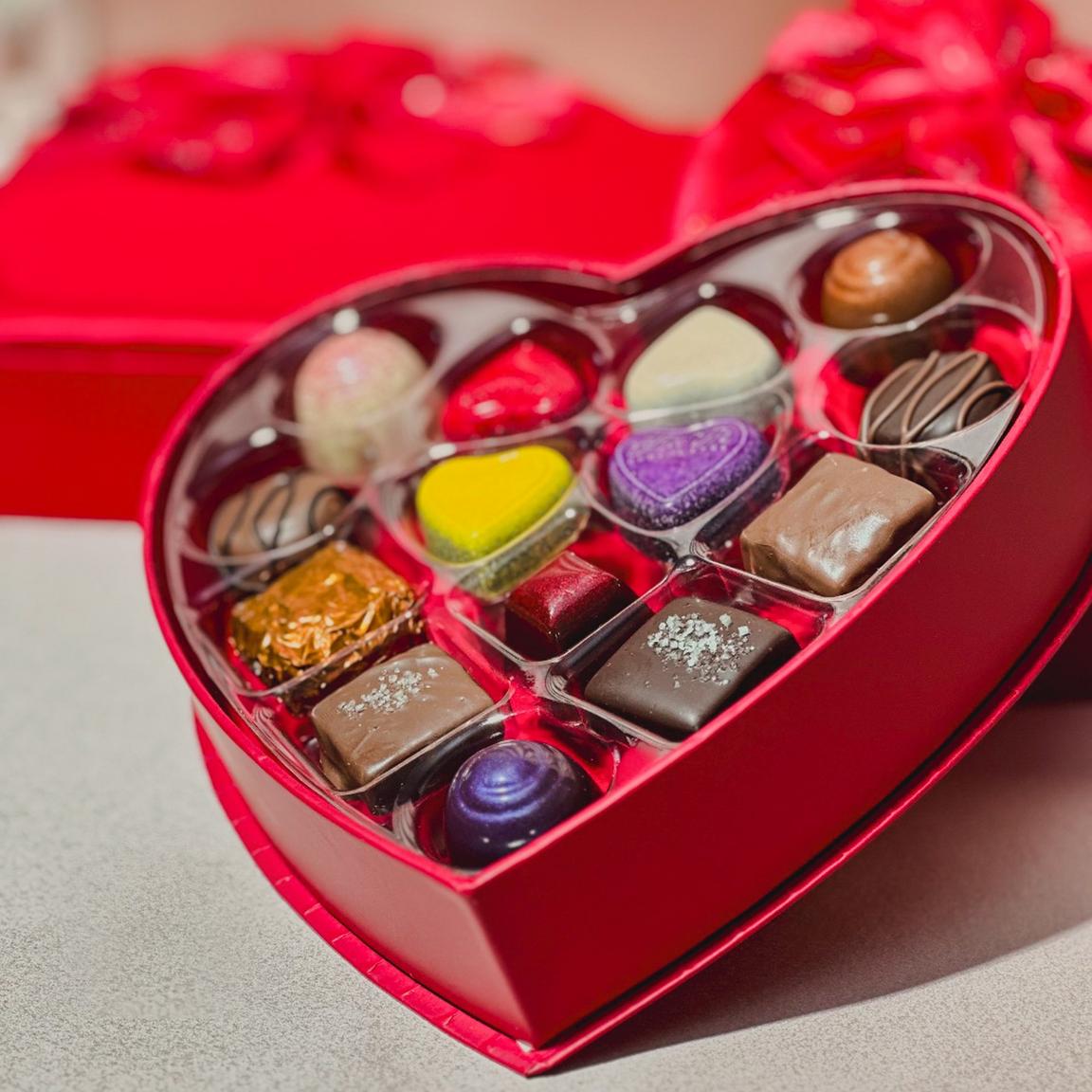 Valentines Day Heart Chocolate Box 2