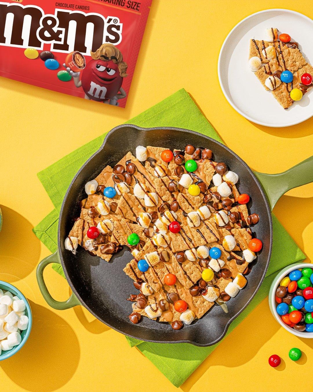dessert nachos in a skillet