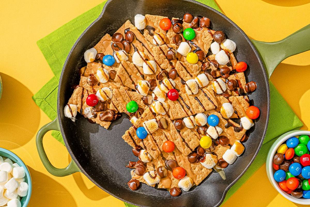 dessert nachos in a skillet