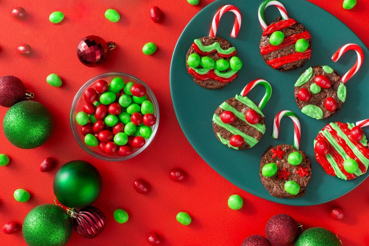 brownie ornaments on a plate