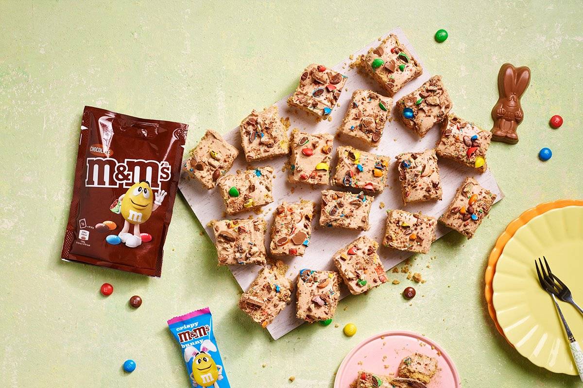 M&M'S Chocolate Cheesecake Bites