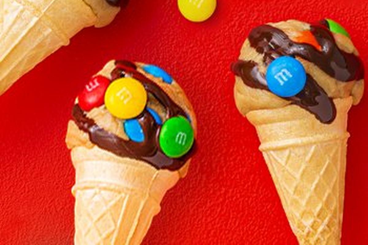 Cookie dough cones with milk chocolate M&M'S