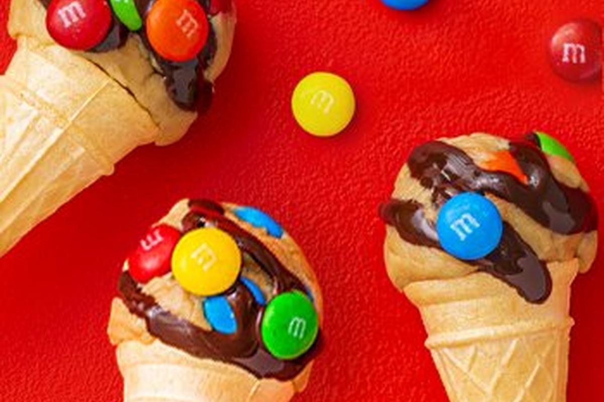 Cookie dough cones with milk chocolate M&M'S