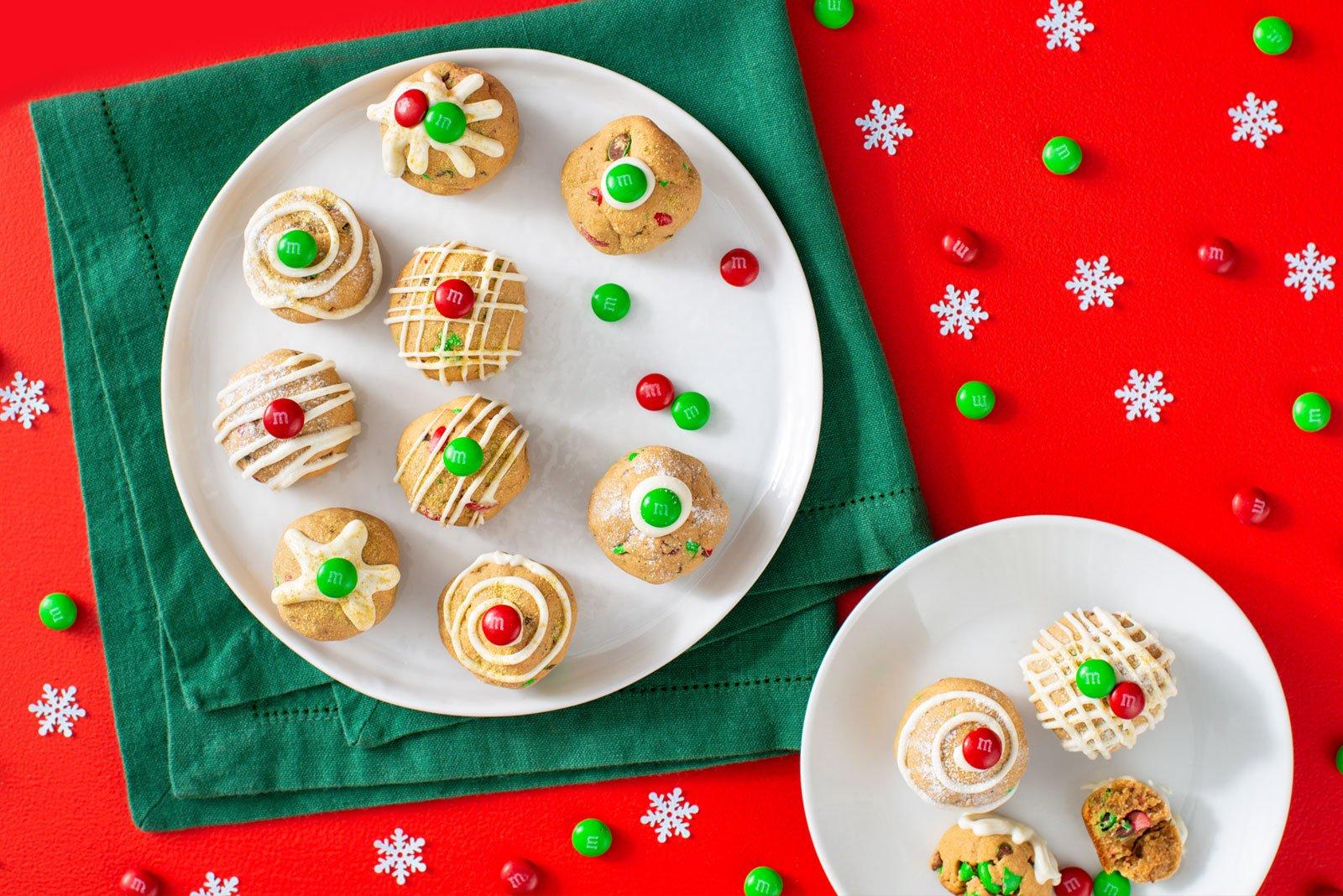 gingerbread snowballs on a plate
