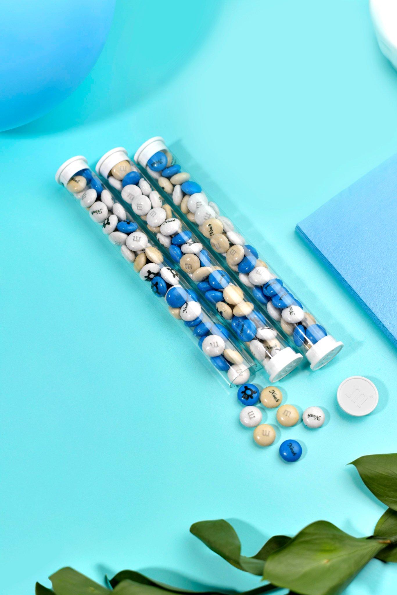 favor tubes on table